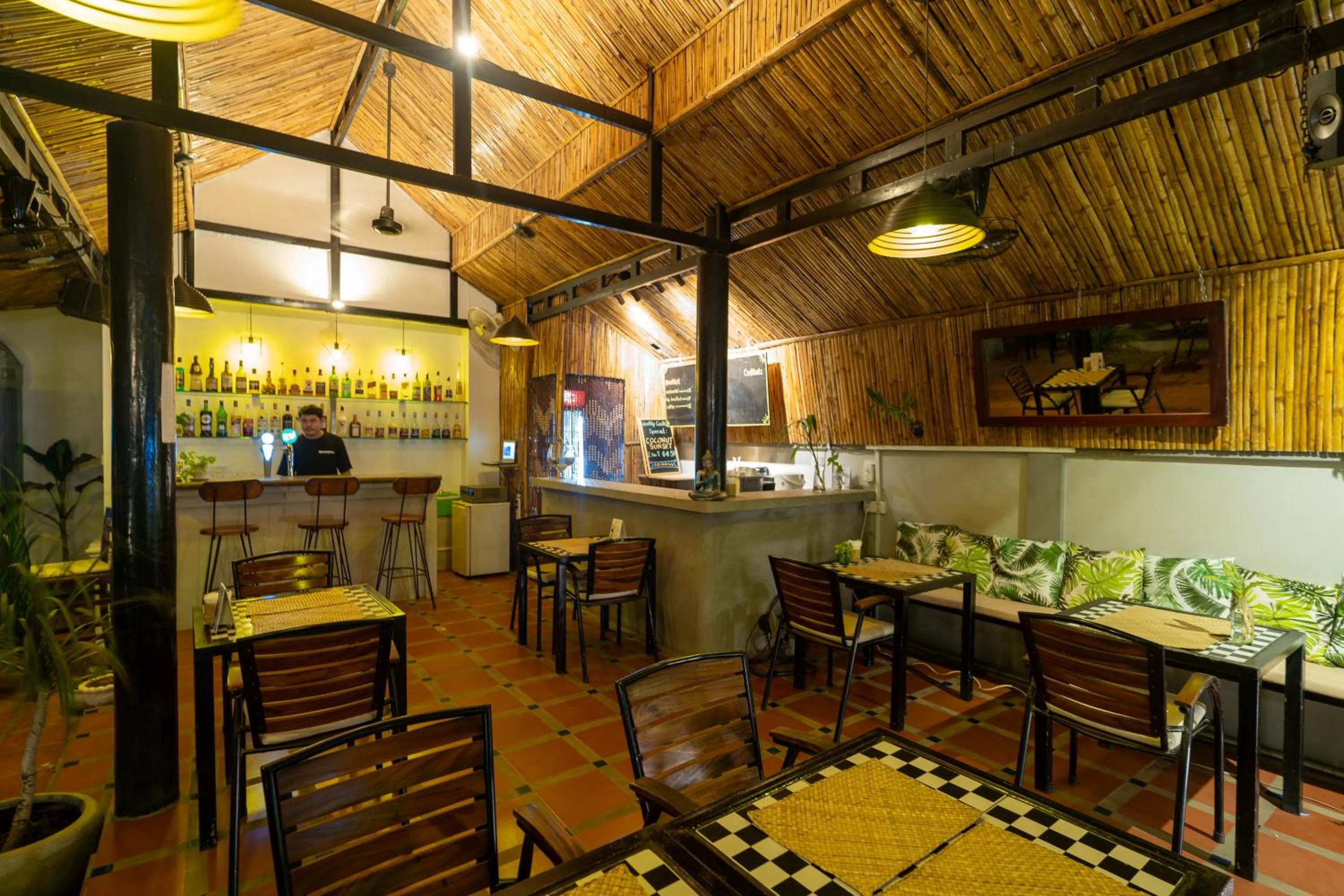 Restaurant/places to eat in Villa D Riverside Boutique Hotel