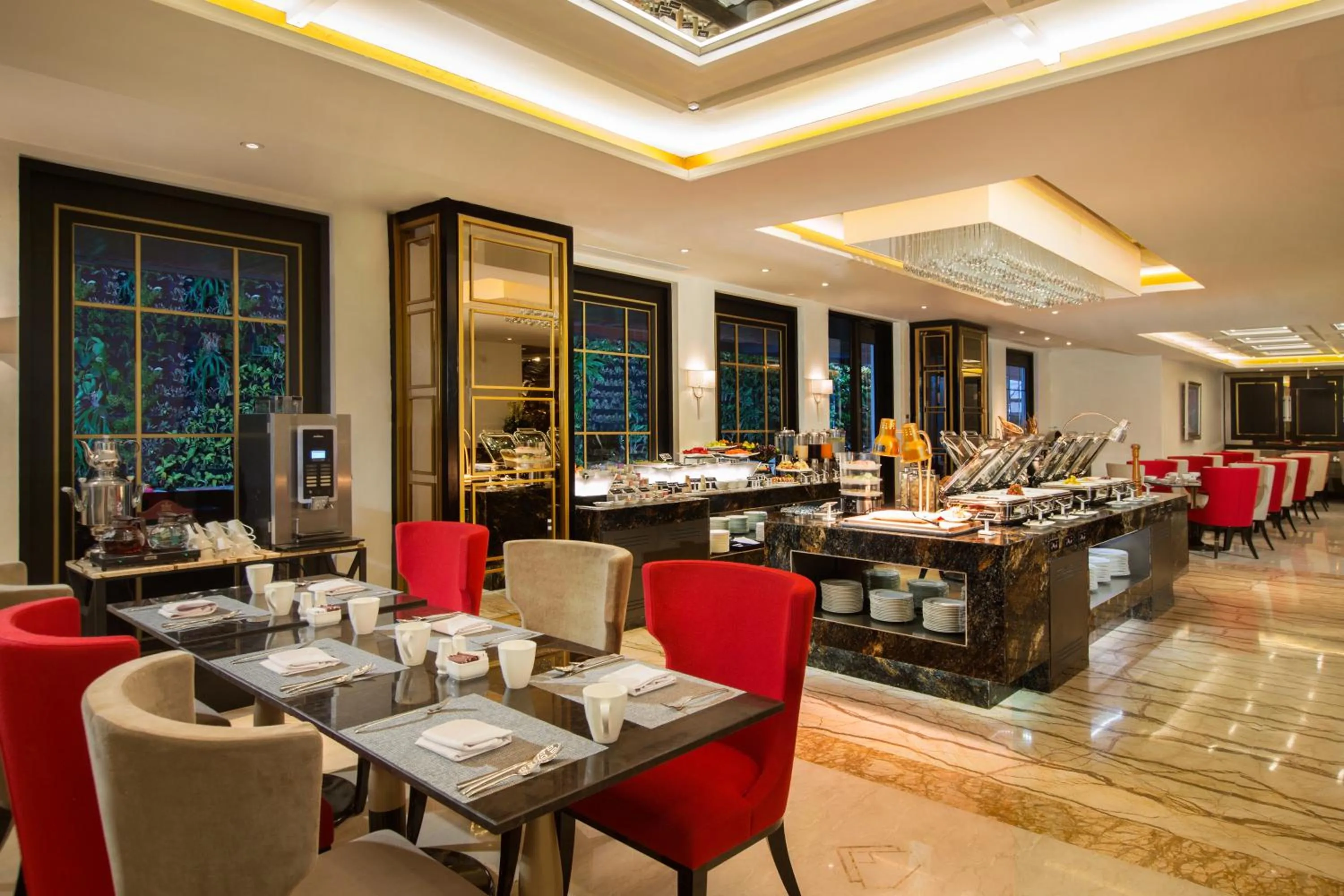 Restaurant/places to eat in Swiss-Belboutique Yogyakarta