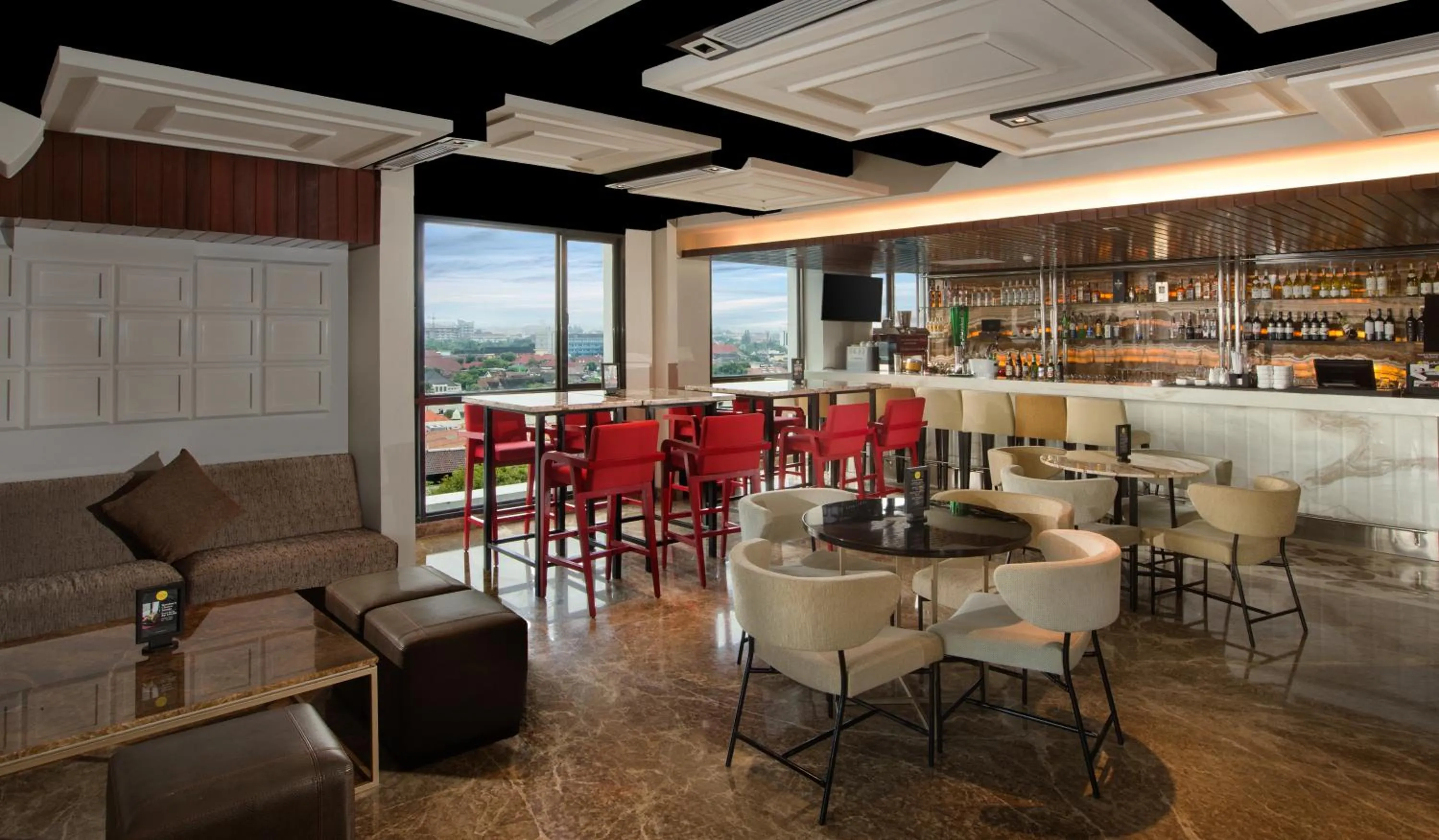 Lounge or bar in Swiss-Belboutique Yogyakarta