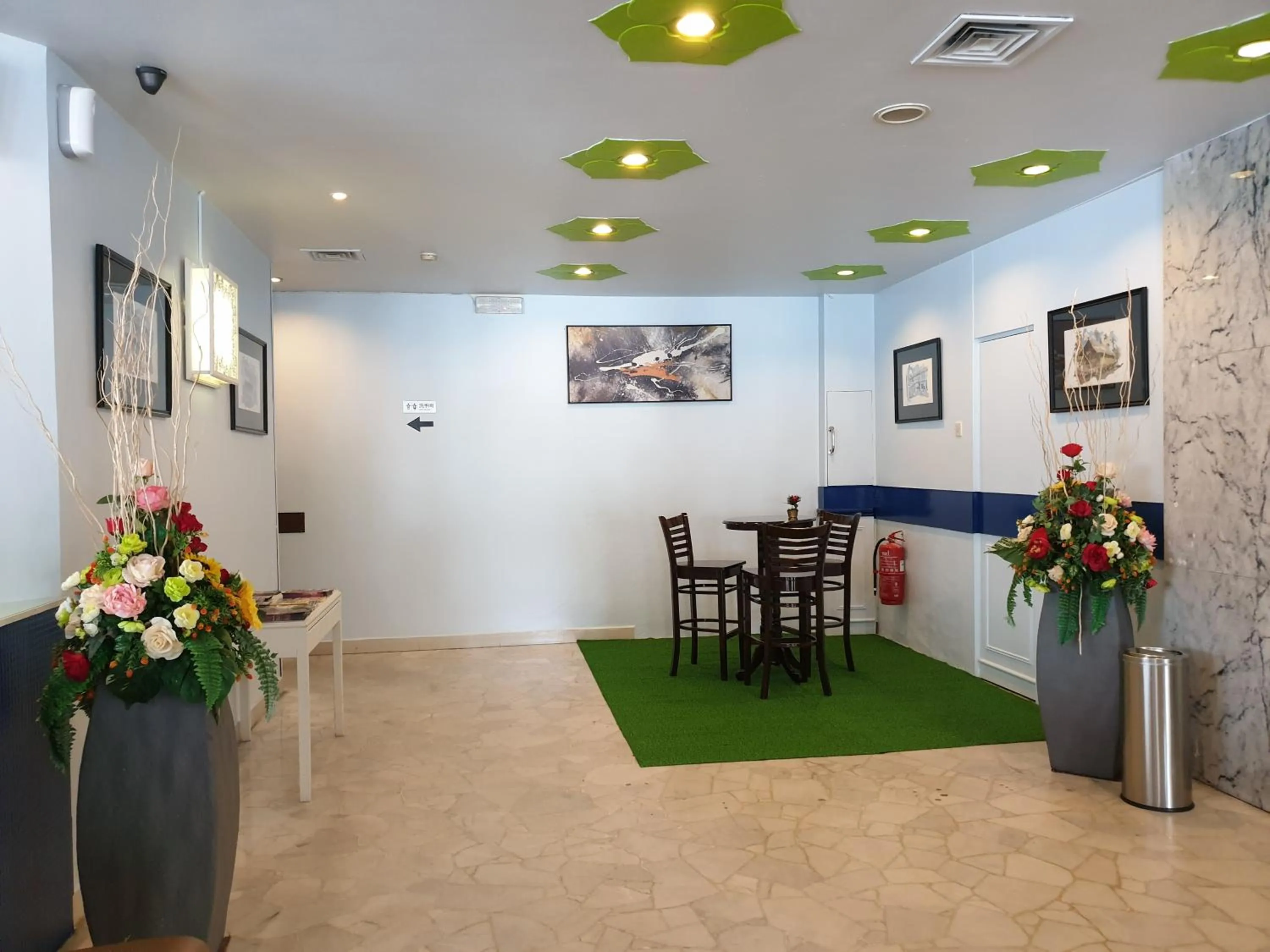 Facade/entrance in Garden Inn, Penang