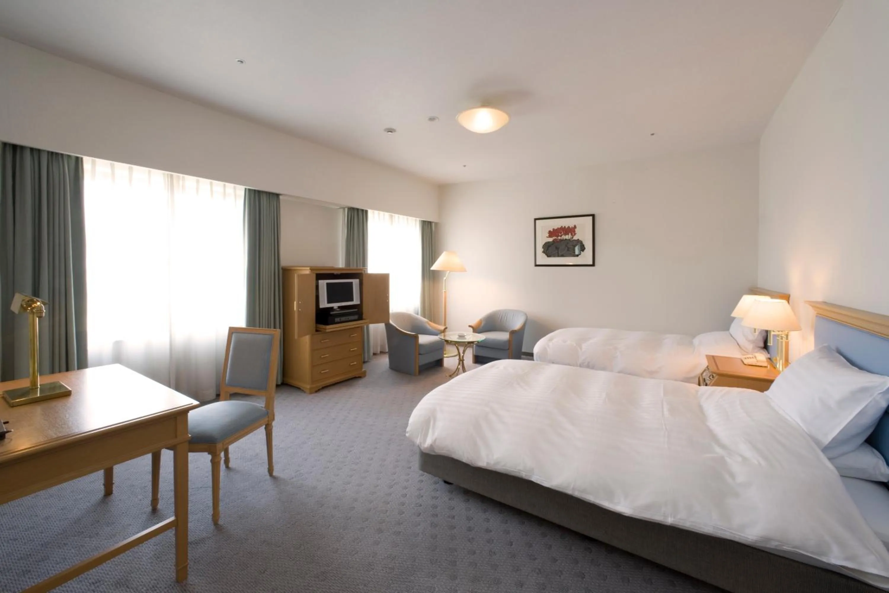 Photo of the whole room, Bed in Hotel Hamatsu