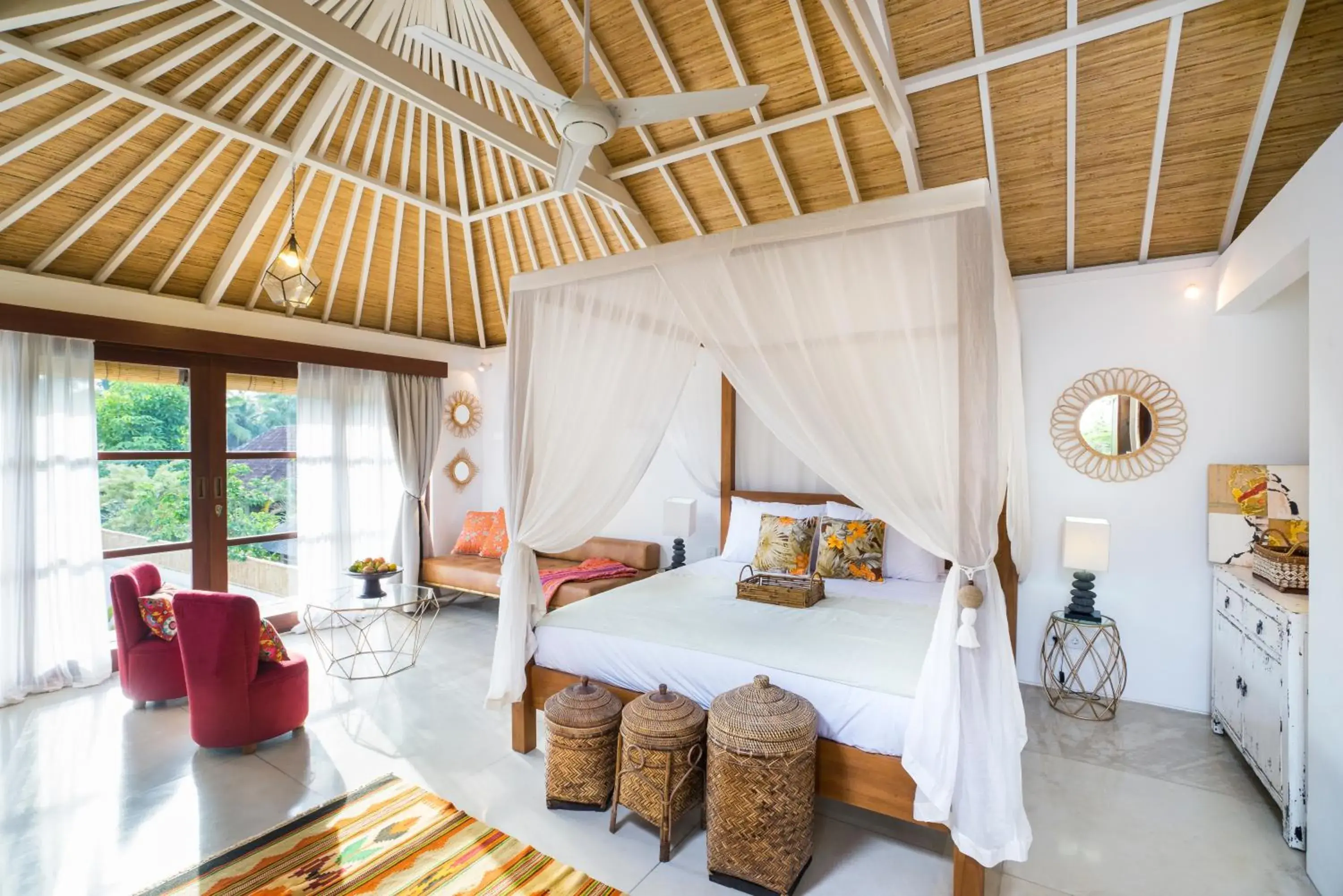Junior Suite in Calma Ubud Suite & Villas - Rice Fields View, Infinity Pool ! Junior Suite in Calma Ubud Suite & Villas - Rice Fields View, Infinity Pool !
