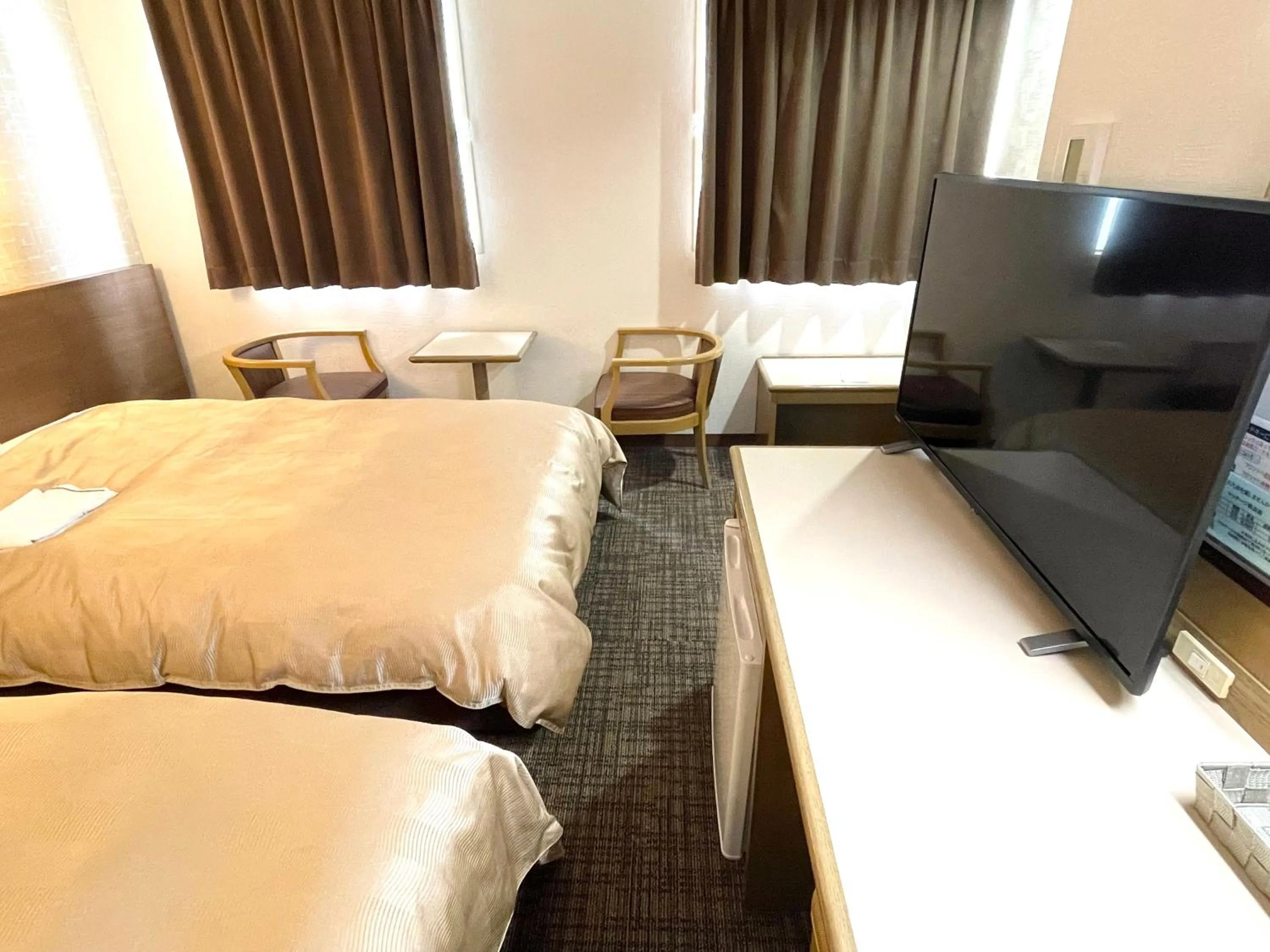 Photo of the whole room, Bed in Hotel Yassa