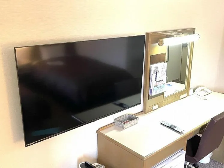 TV and multimedia in Hotel Yassa