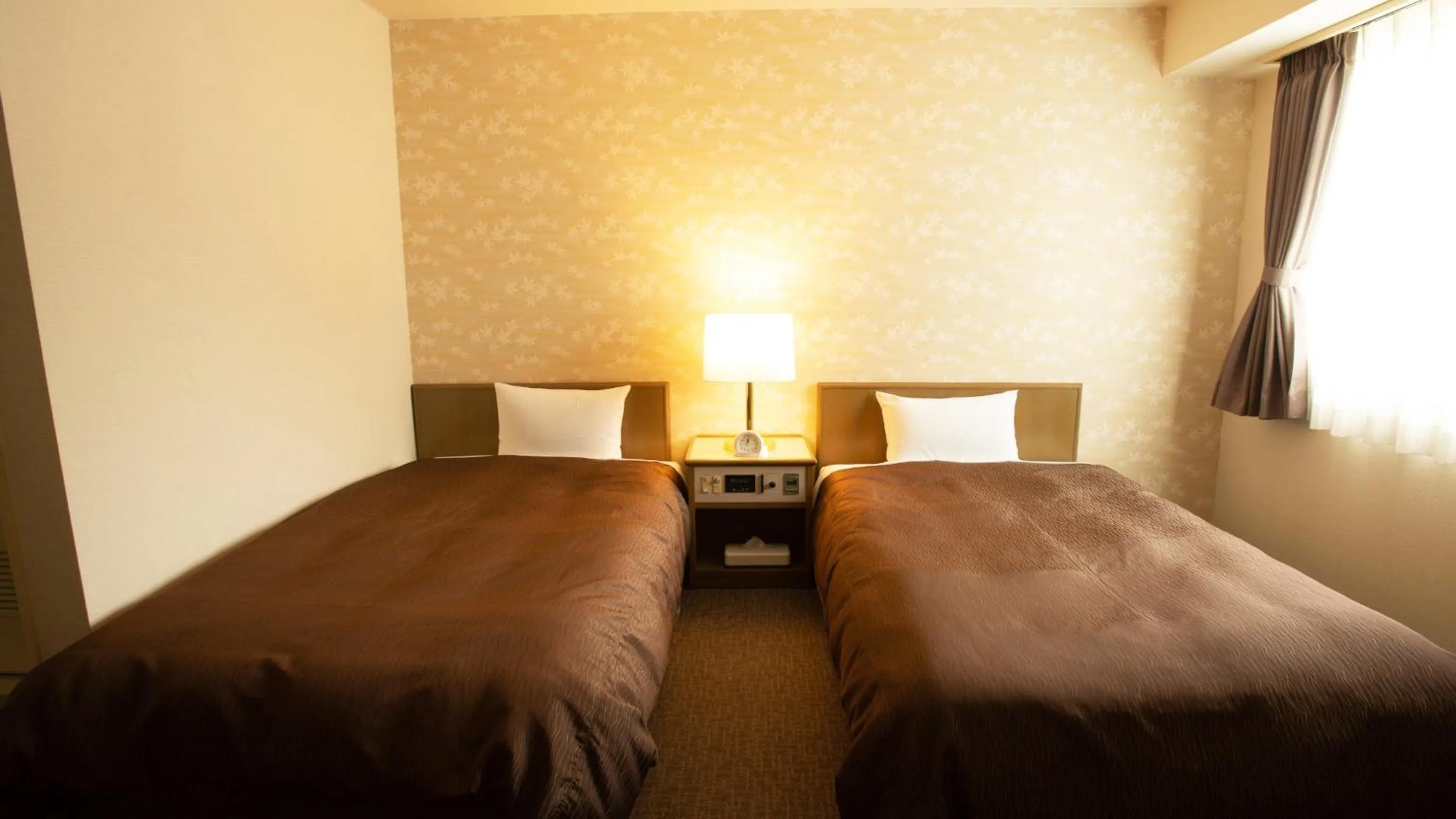 Photo of the whole room, Bed in Hotel Yassa