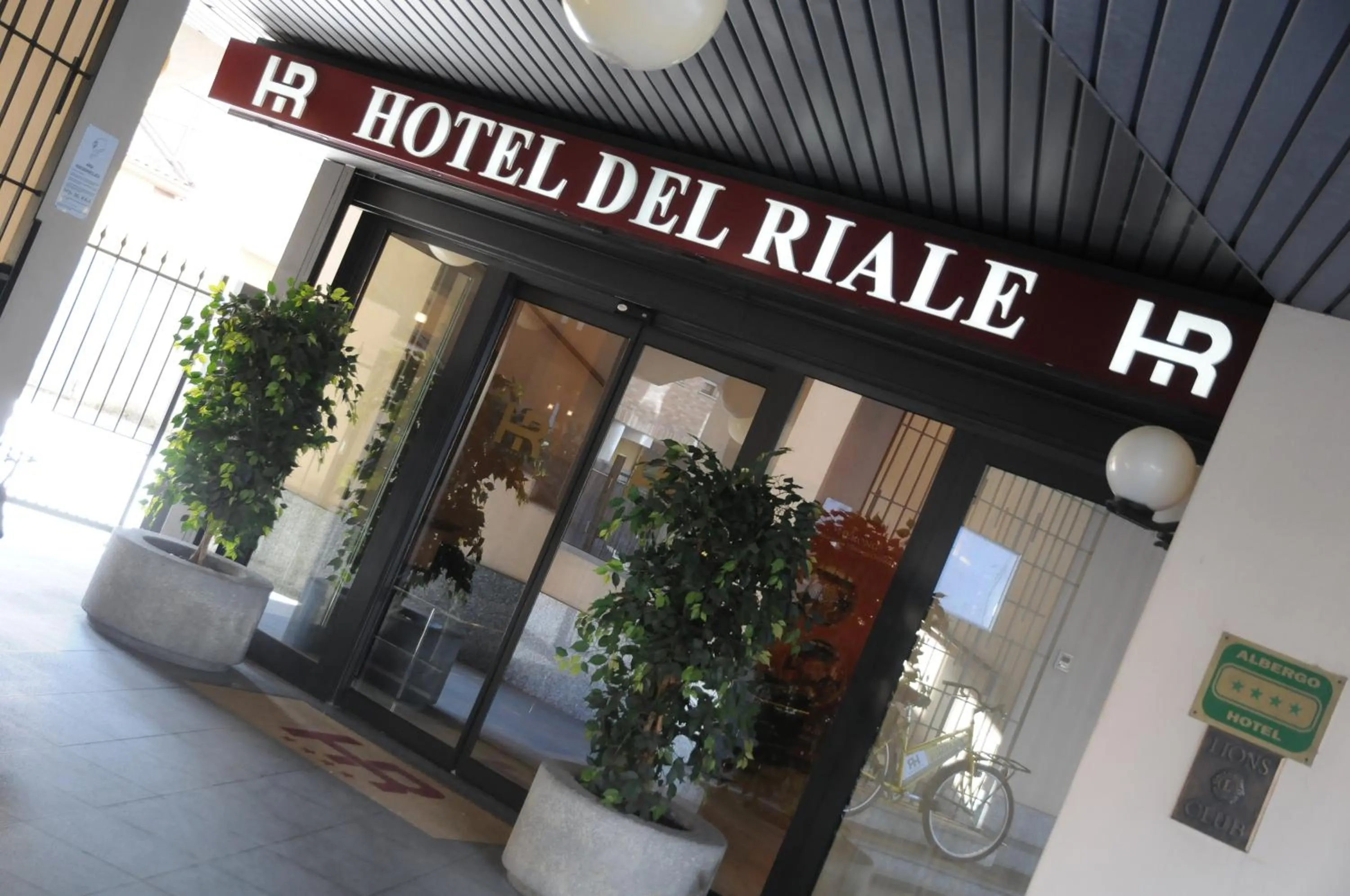 Facade/entrance in Hotel Del Riale