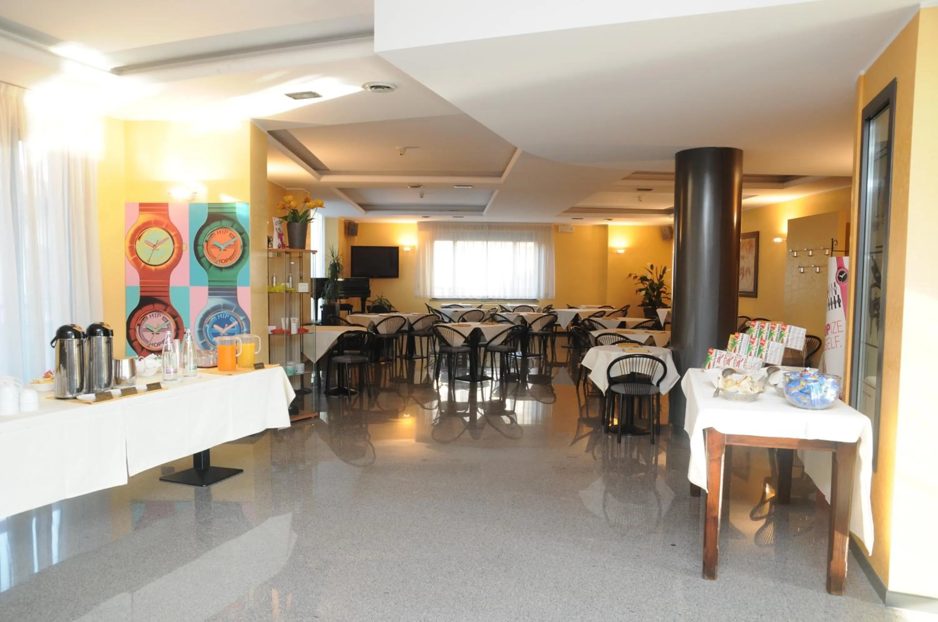 Lounge or bar in Hotel Del Riale