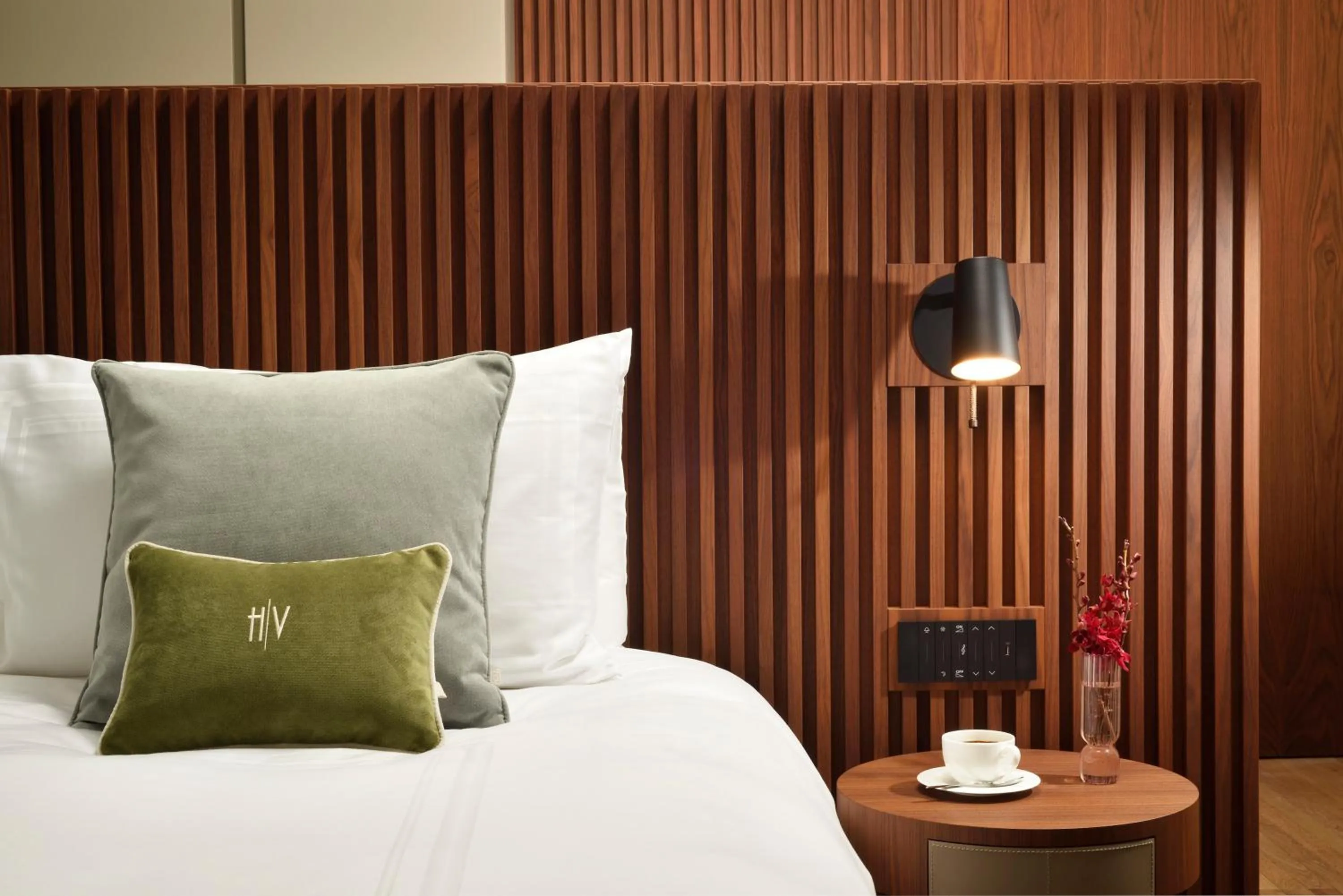 Bedroom, Bed in Grand Hotel Victoria concept & spa, by R Collection Hotels