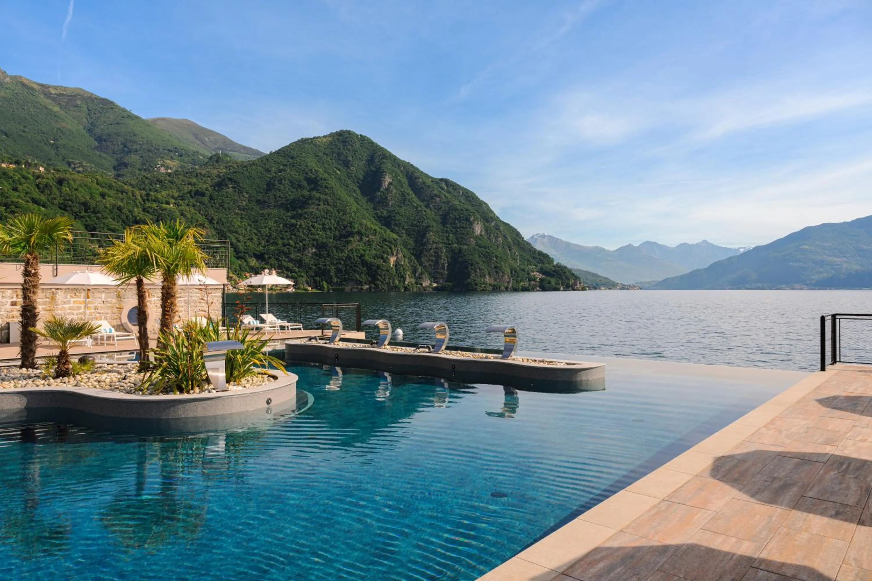 Beach in Grand Hotel Victoria concept & spa, by R Collection Hotels