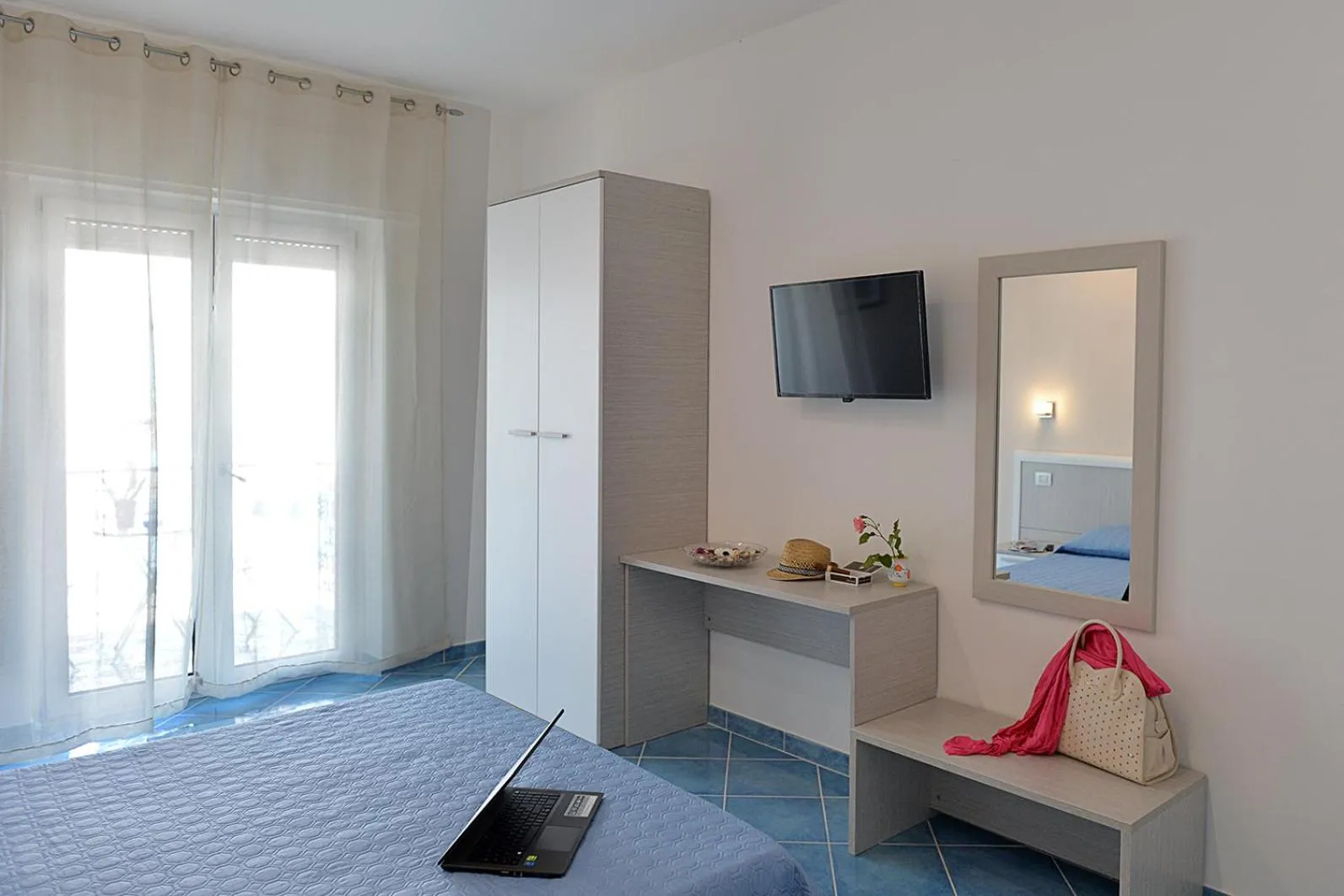Photo of the whole room, Bed in Acquamarine Maiori Amalfi Coast