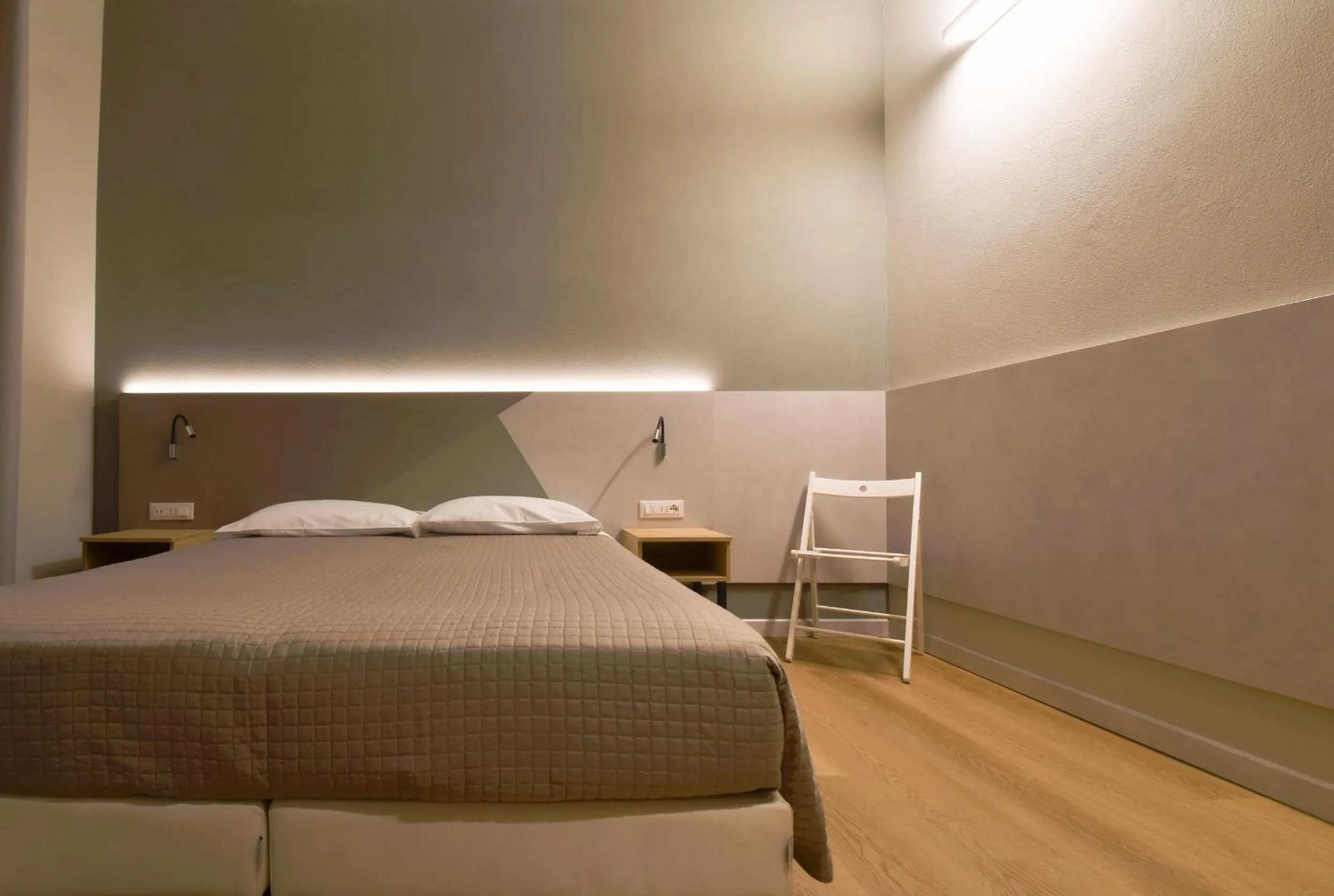 Bed in Hotel Columbia