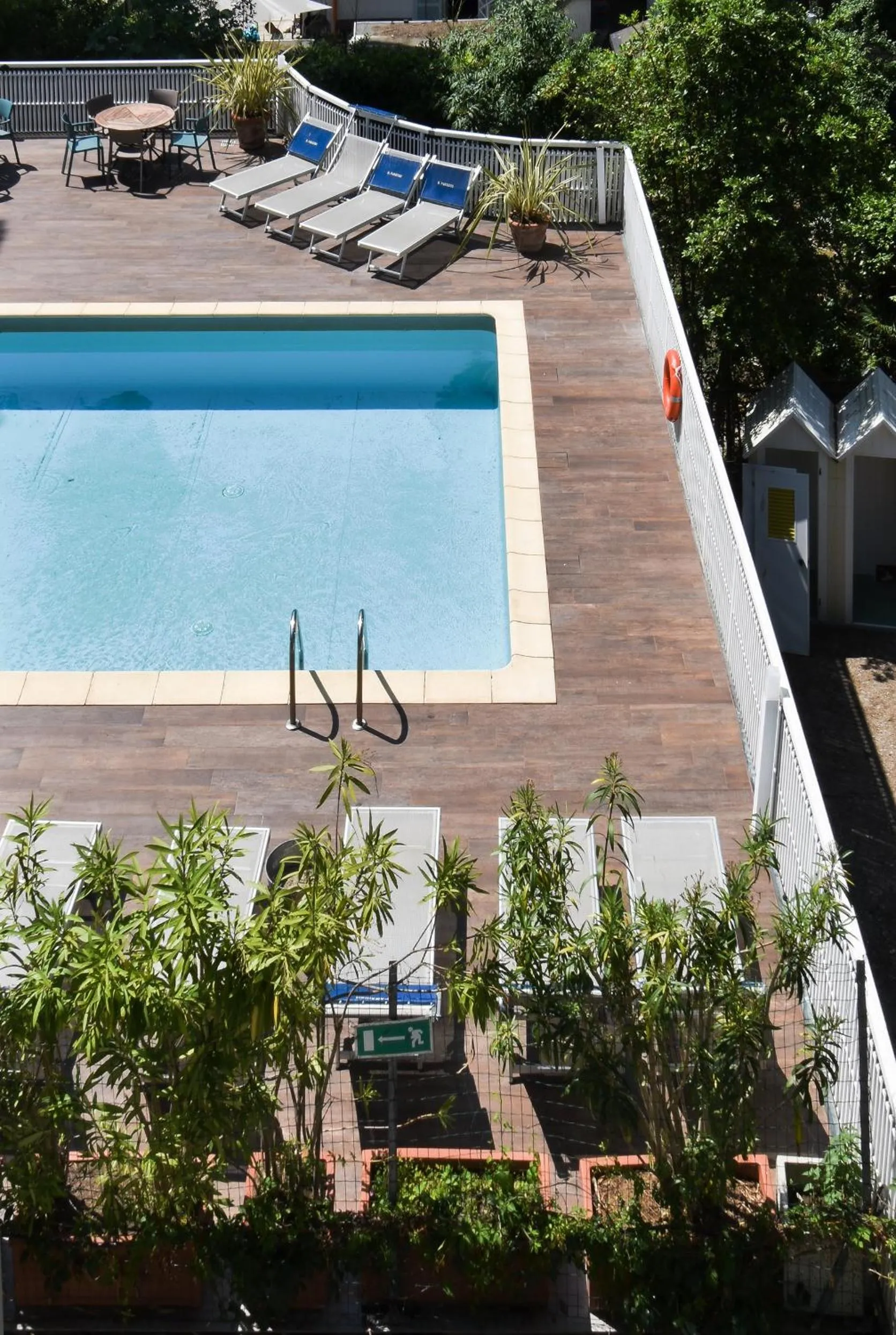 Pool view in Hotel Columbia