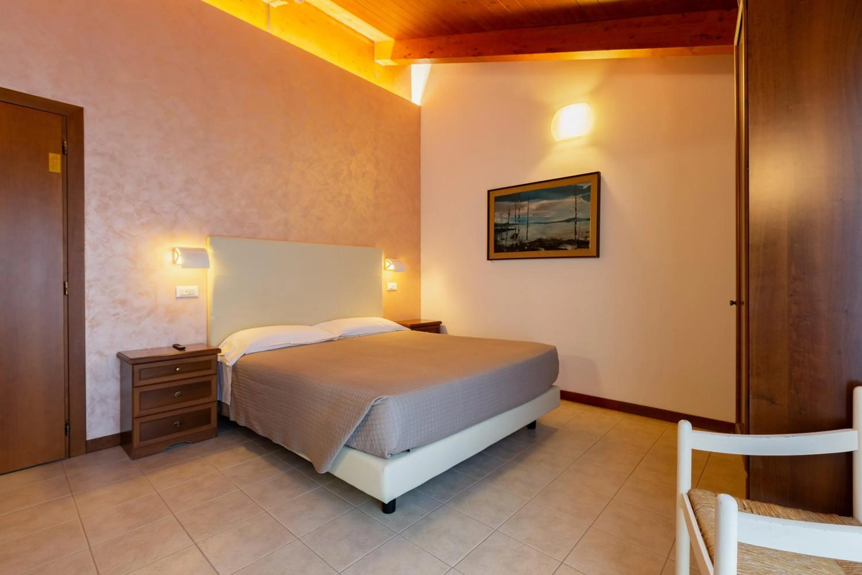 Bedroom, Bed in Hotel Columbia