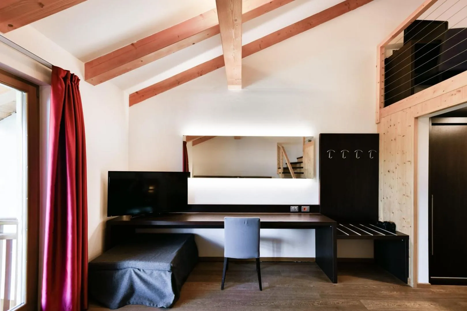 TV and multimedia in Hotel Montana