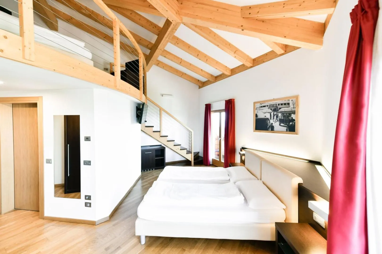 Bed in Hotel Montana