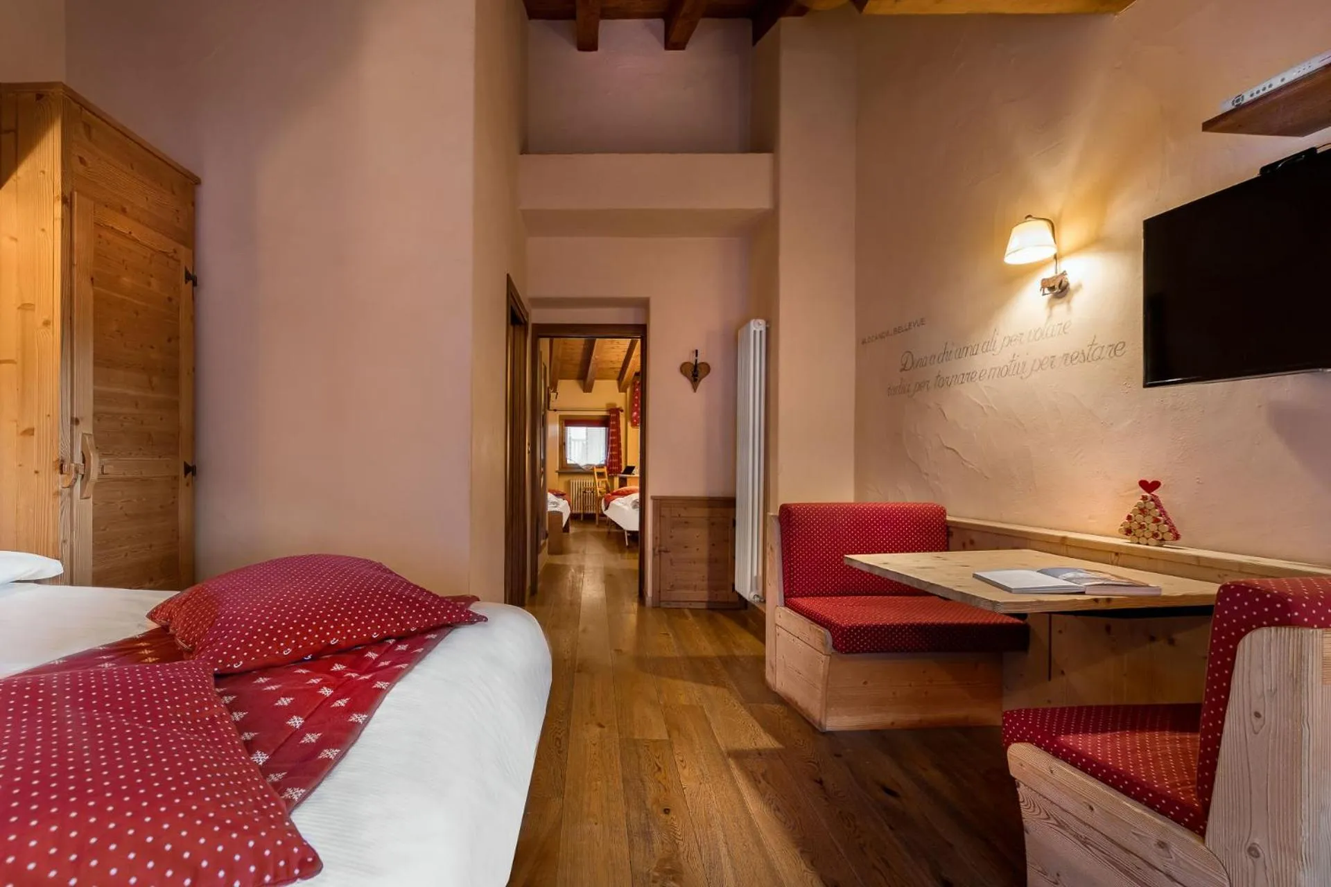 Photo of the whole room, Bed in Locanda Bellevue