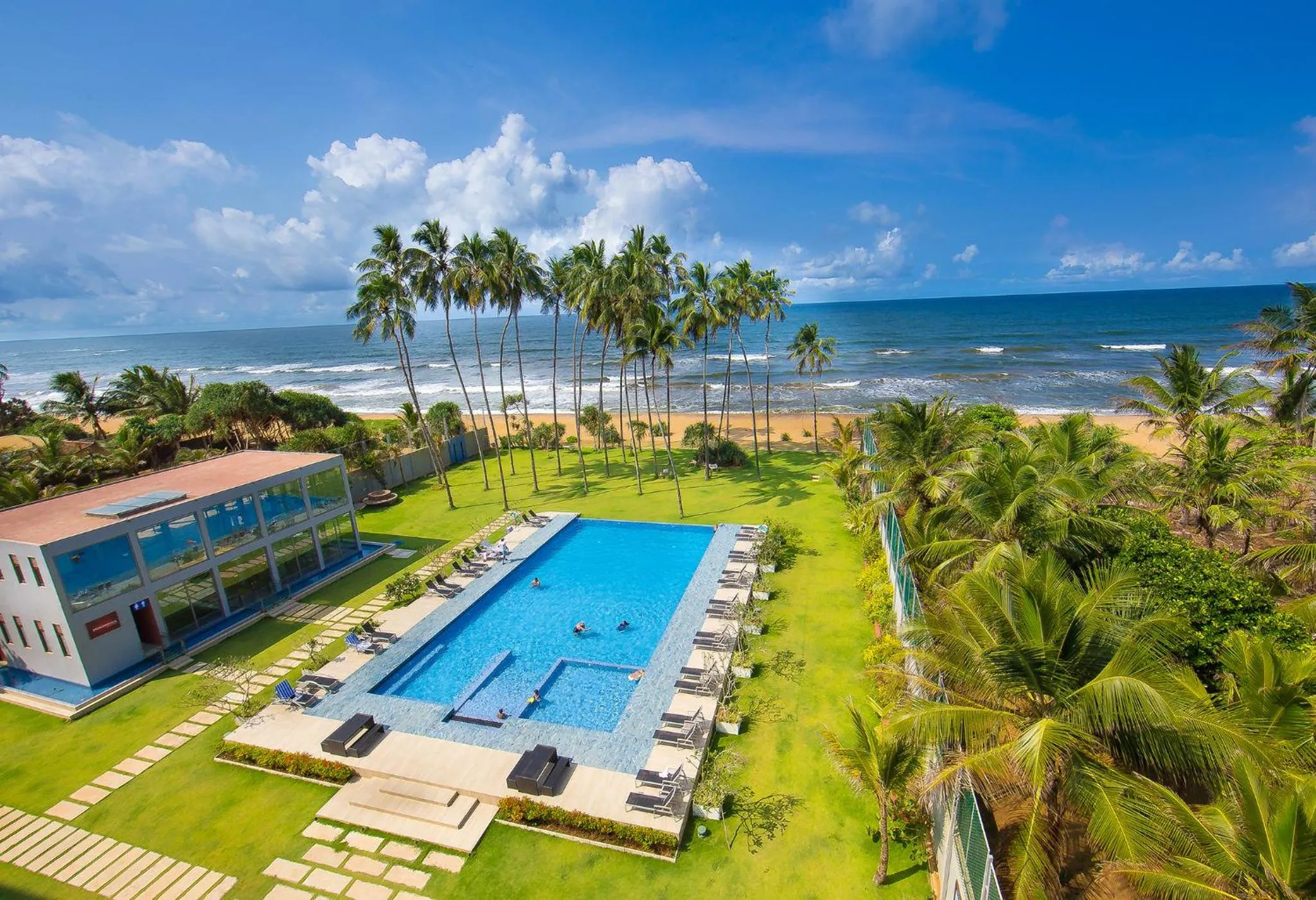 Club Waskaduwa Beach Resort & Spa
