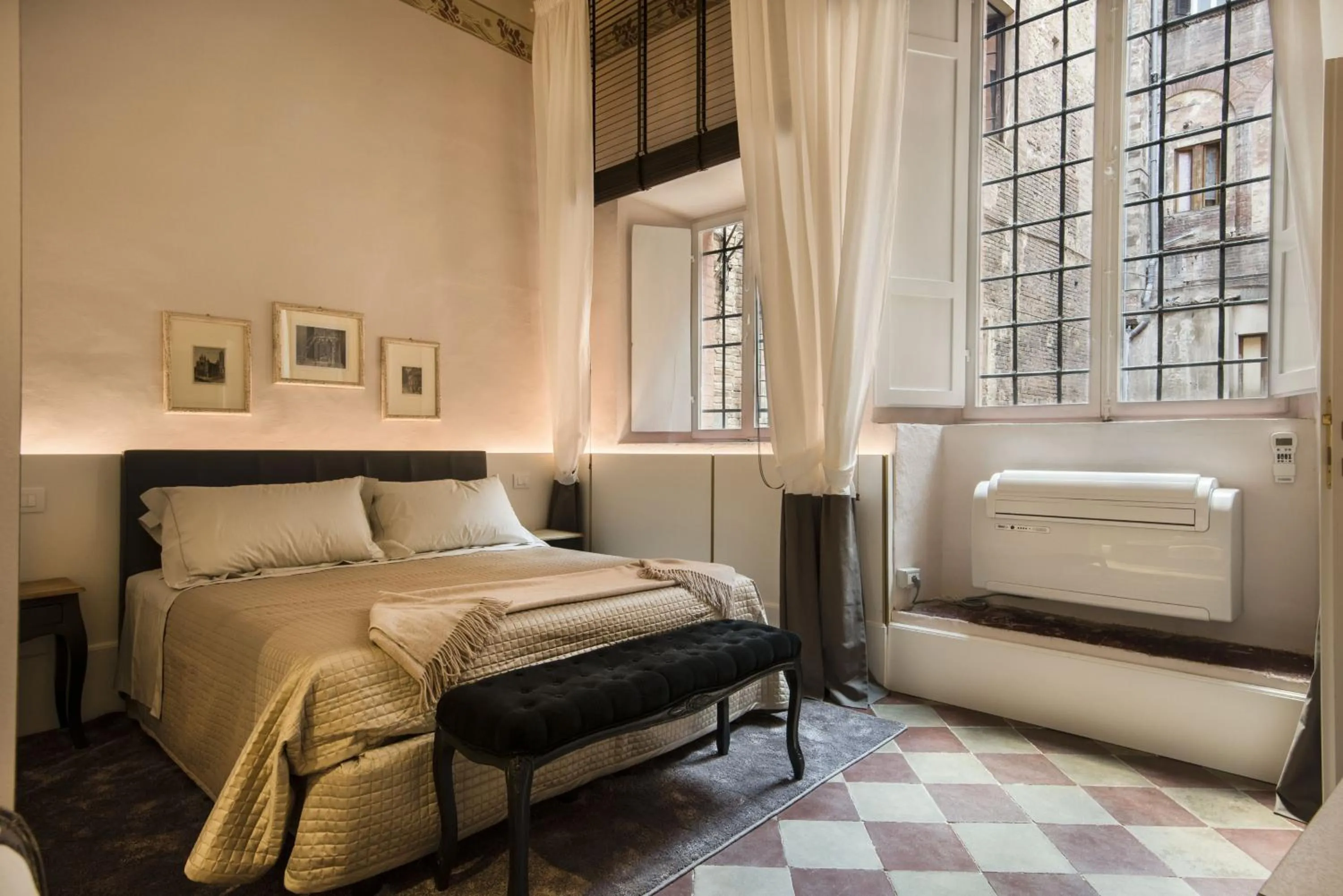 Day, Bed in La Terrazza Sul Campo-Rooms Only