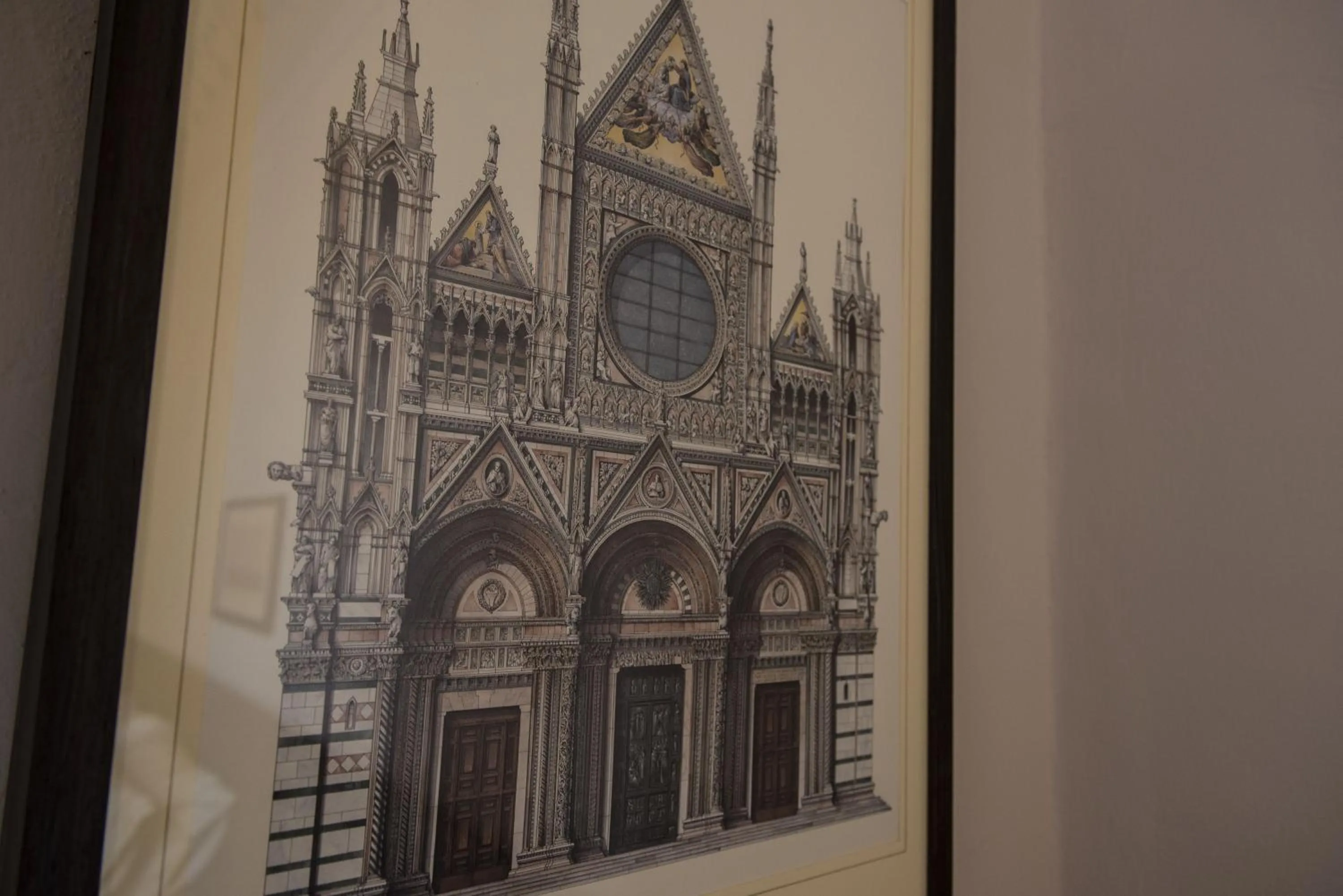 Decorative detail in La Terrazza Sul Campo-Rooms Only