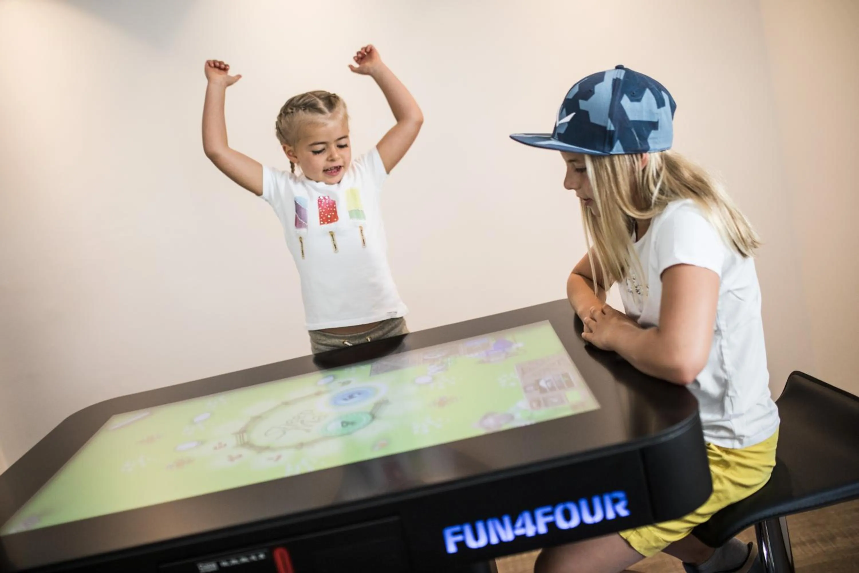 Game Room in Hotel Bad Fallenbach