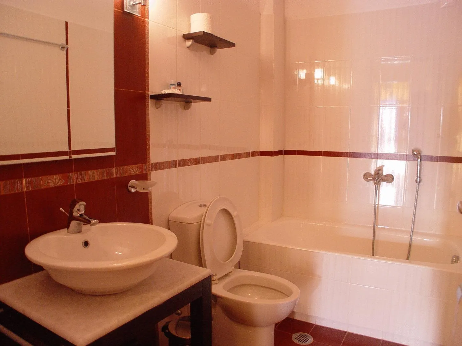 Bathroom in Annita's Village Hotel