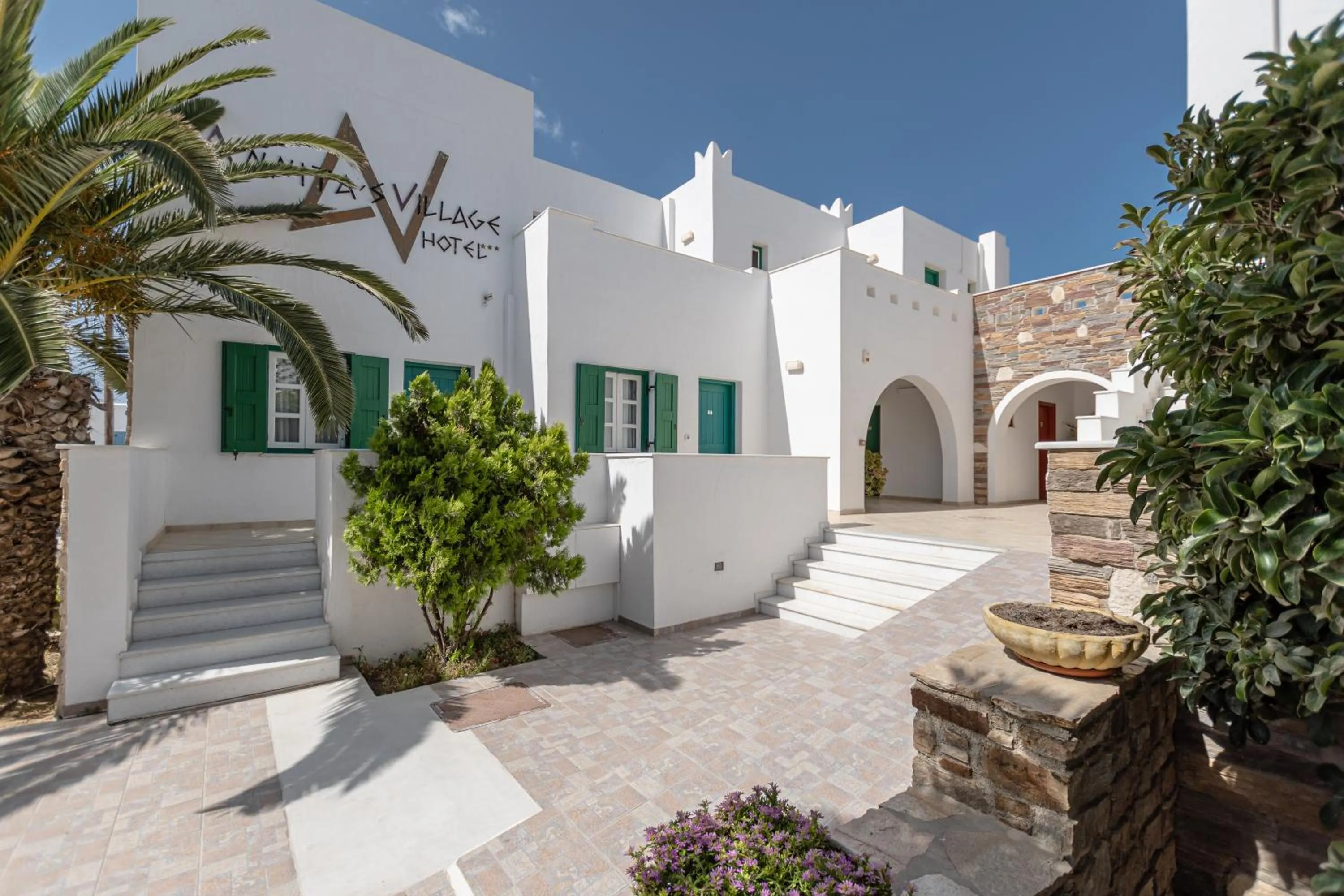 Annita's Village Hotel