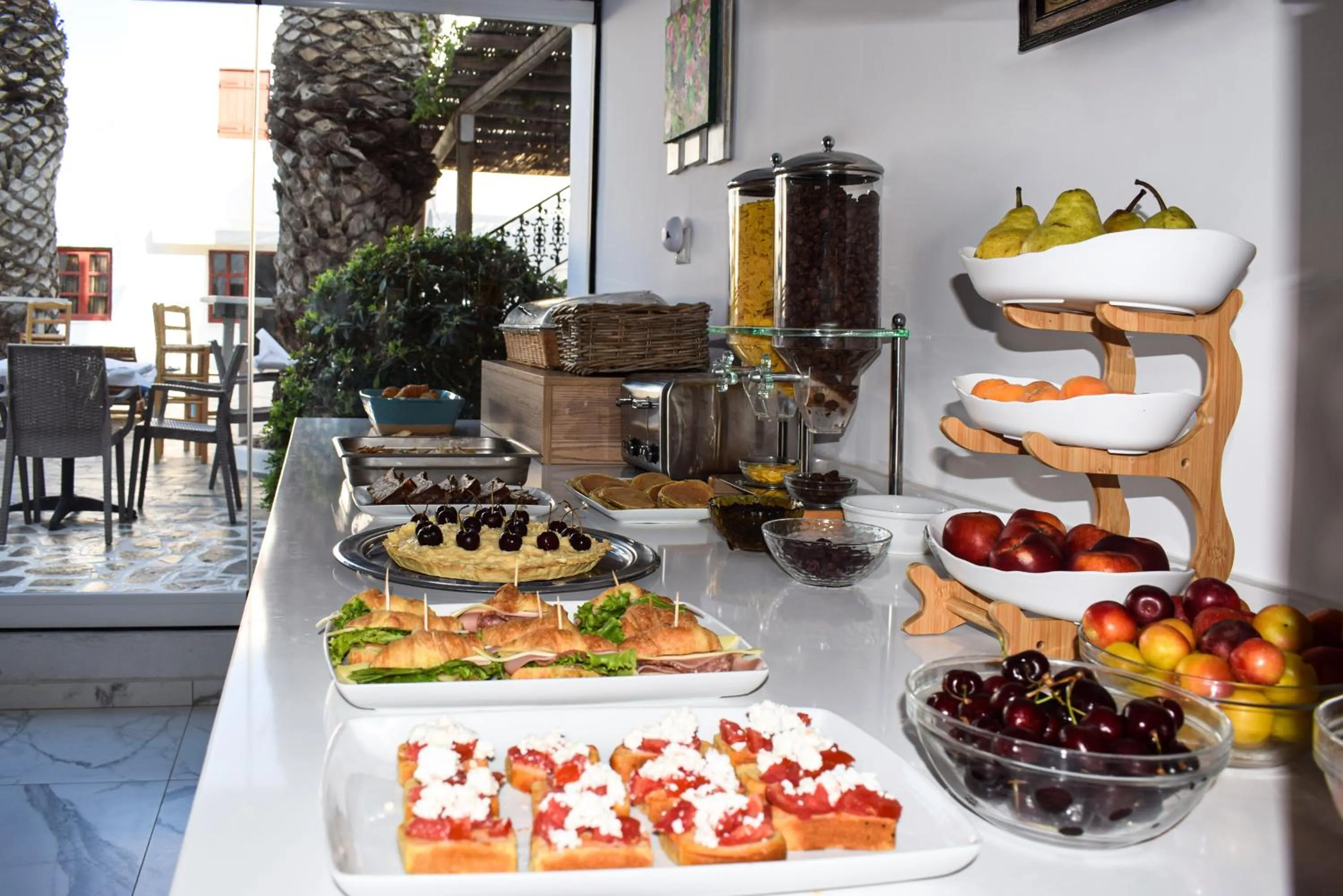 Annita's Village Hotel