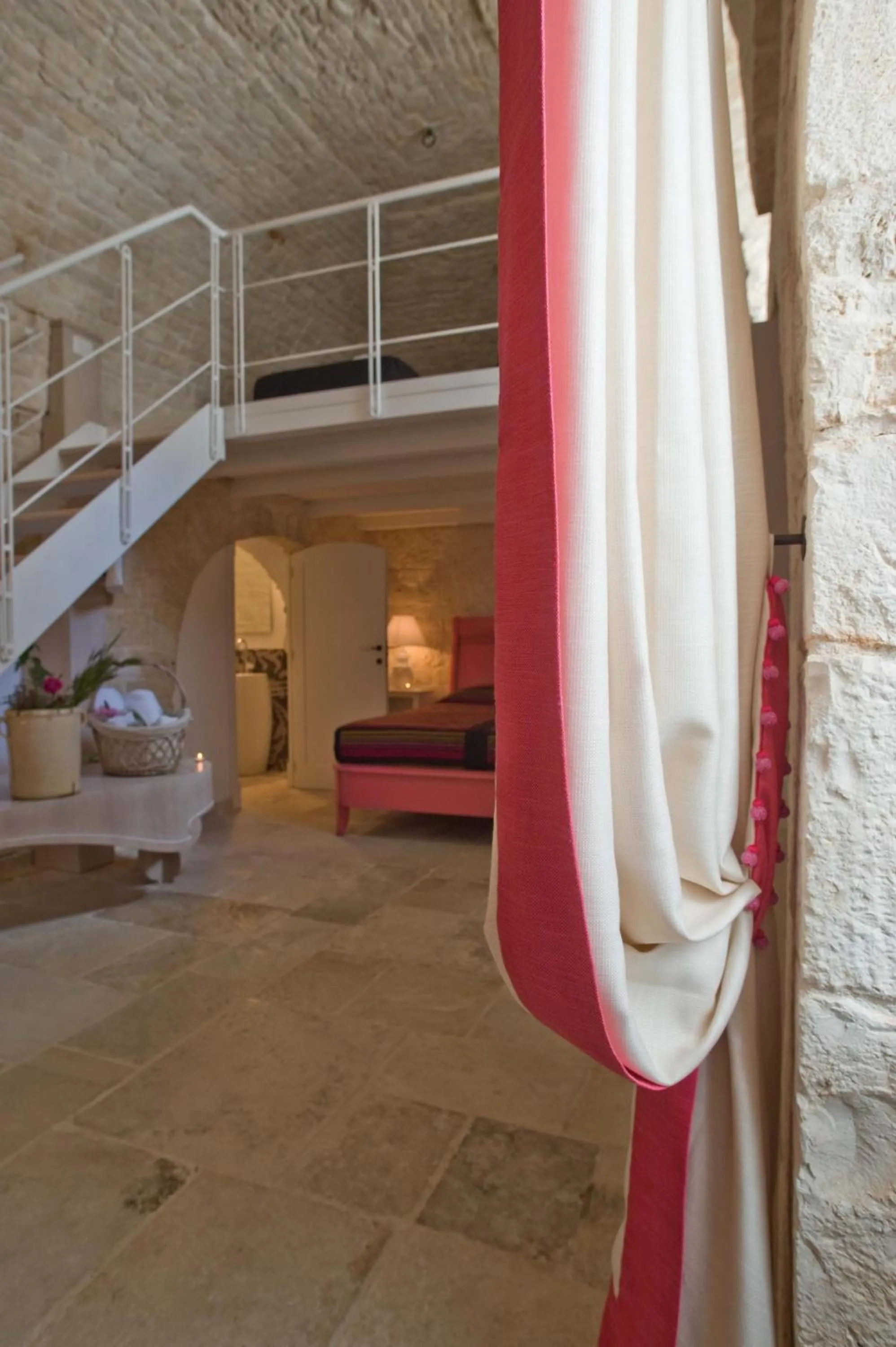 Photo of the whole room, Bed in Le Alcove - Luxury Hotel nei Trulli