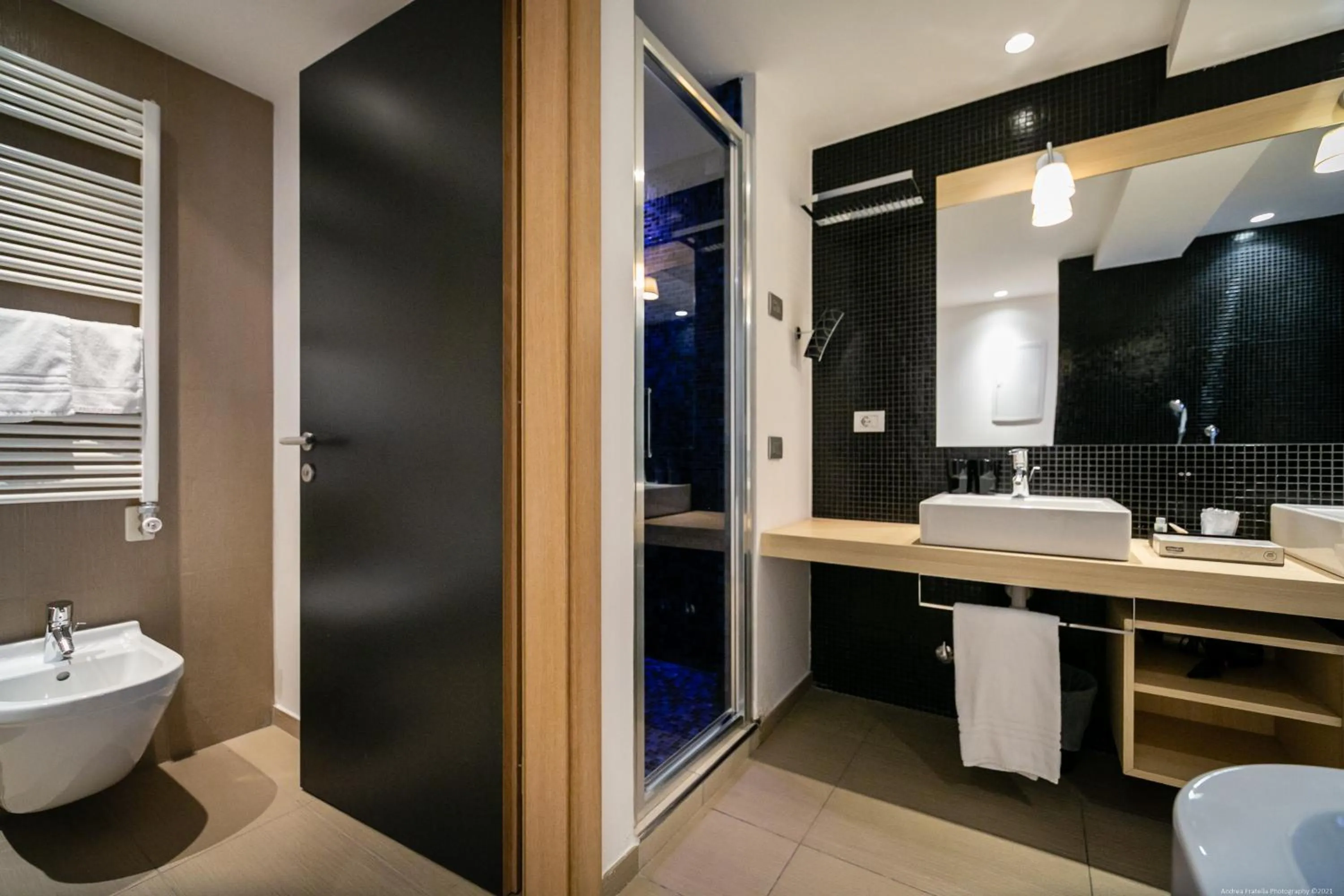 Shower in Boutique Exclusive B&B