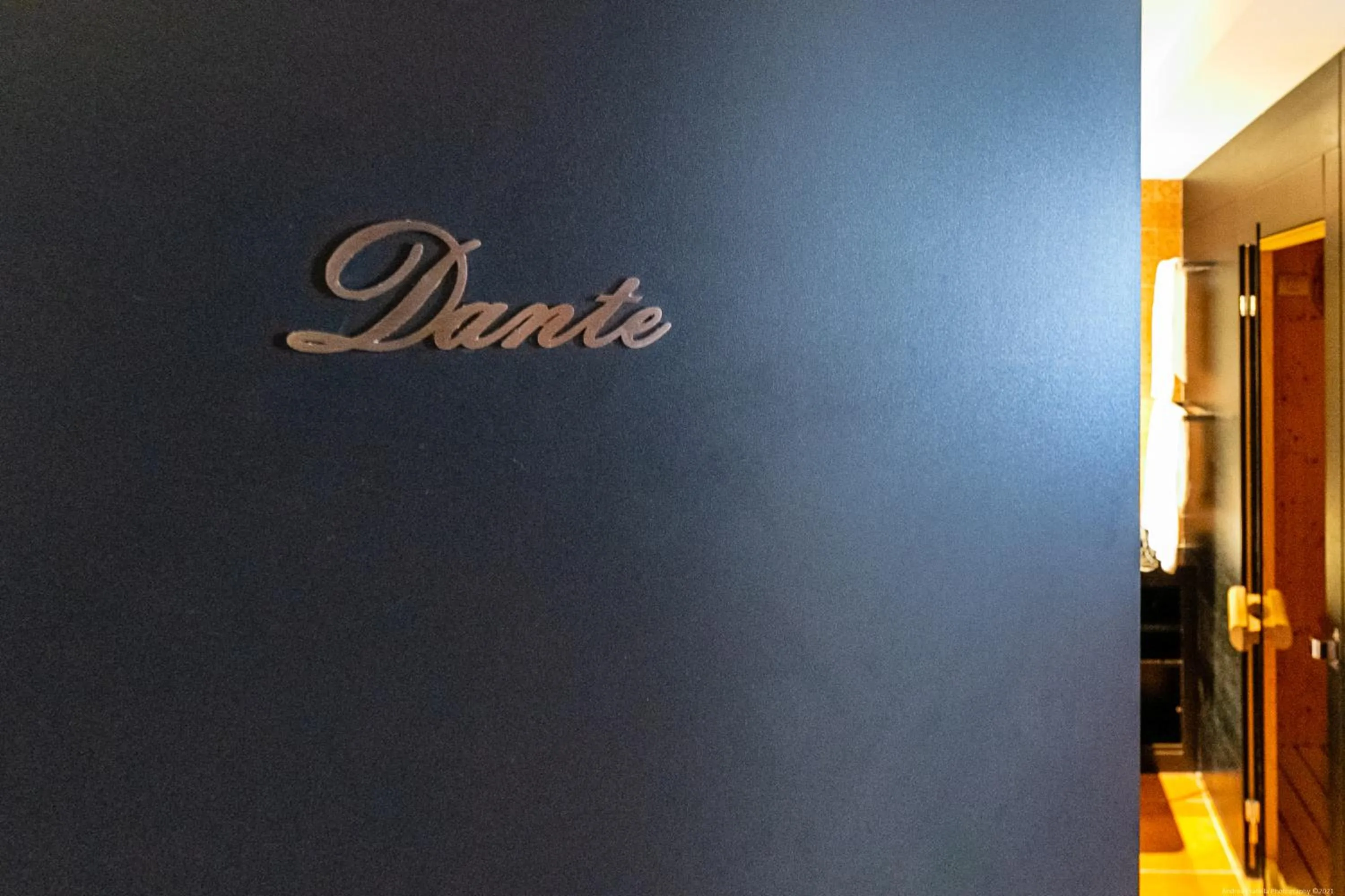 Logo/Certificate/Sign in Boutique Exclusive B&B