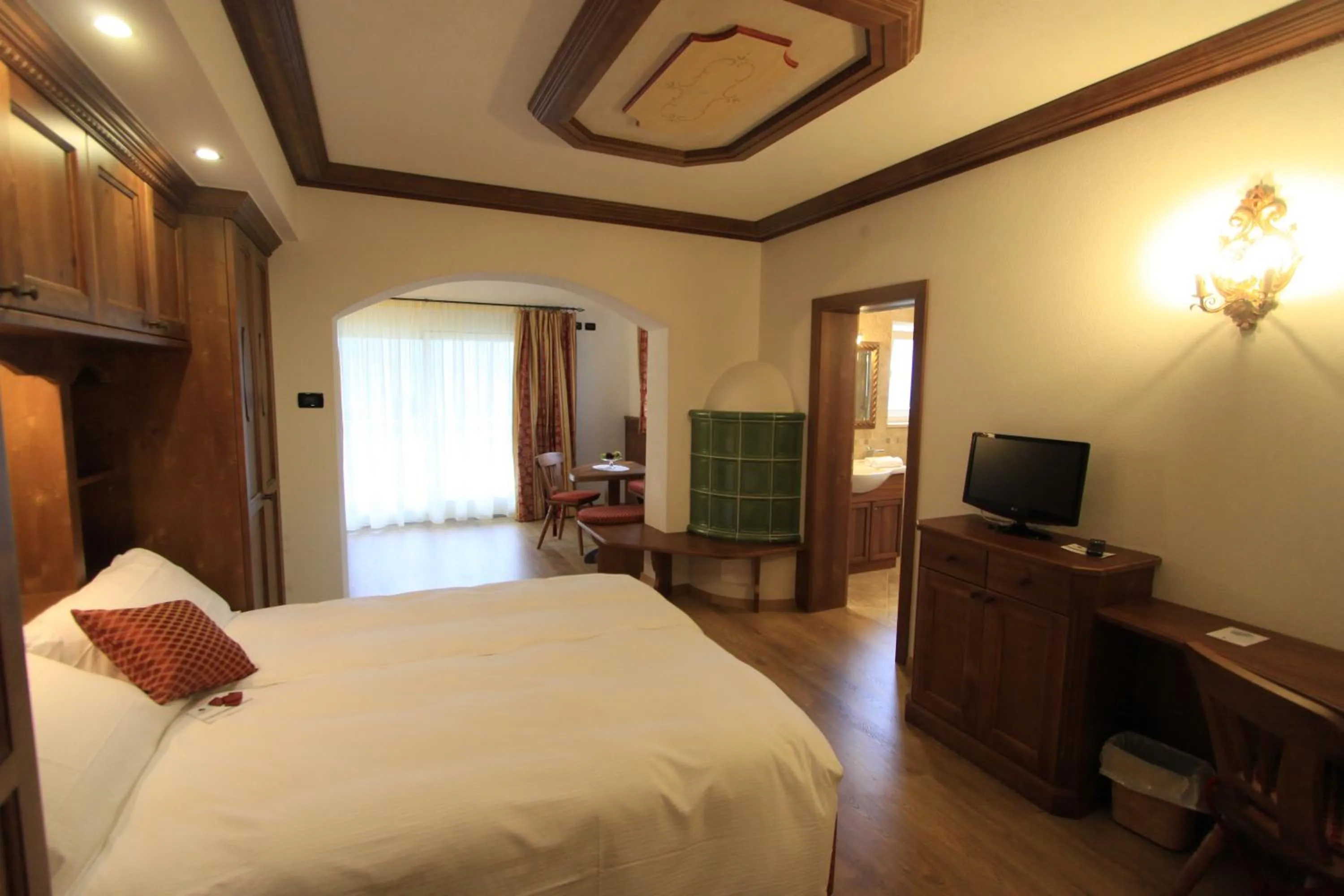 Day, Bed in Dolasilla Park Hotel
