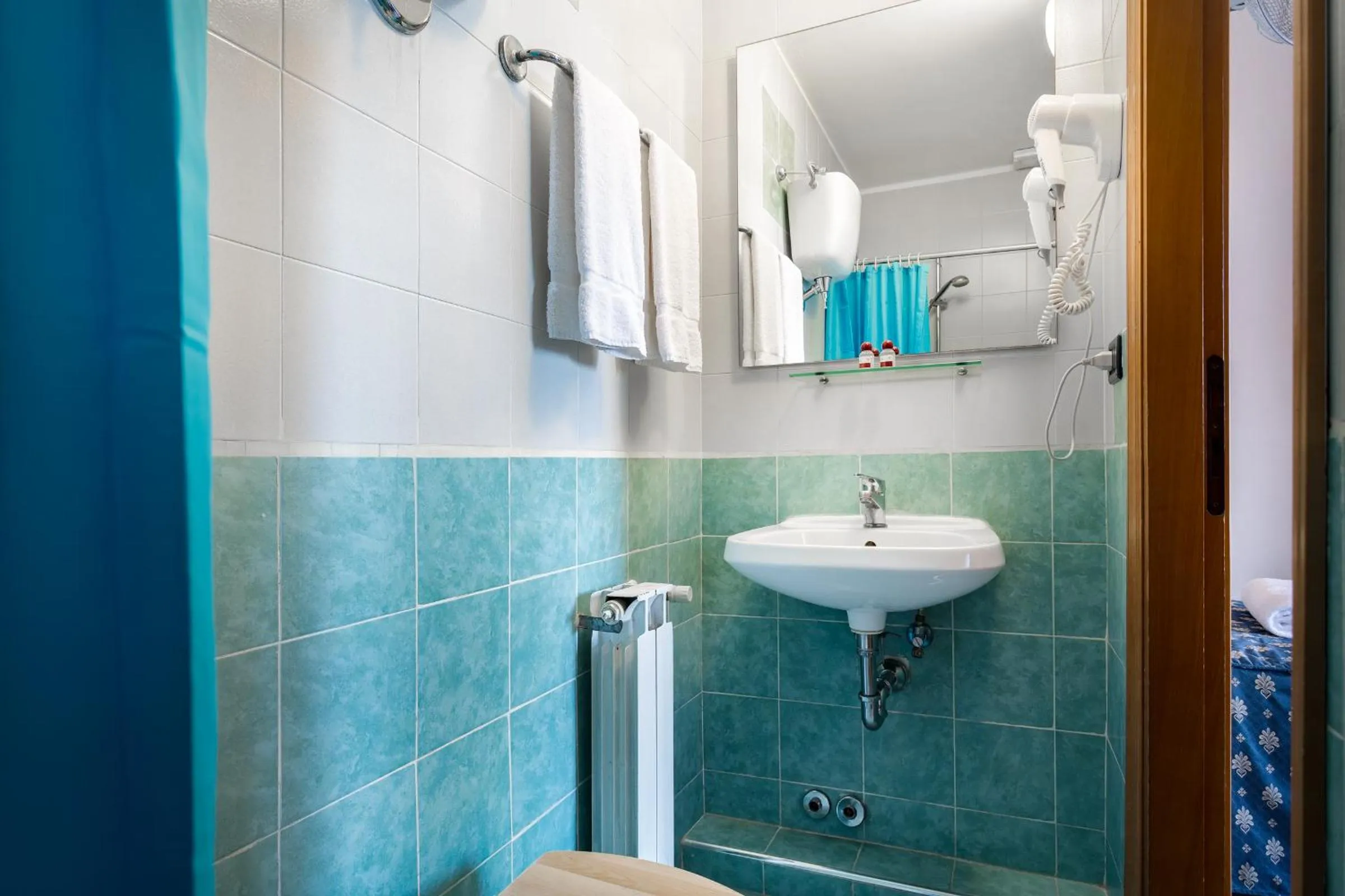 Bathroom in Adre Majestic View ! Center of Florence !