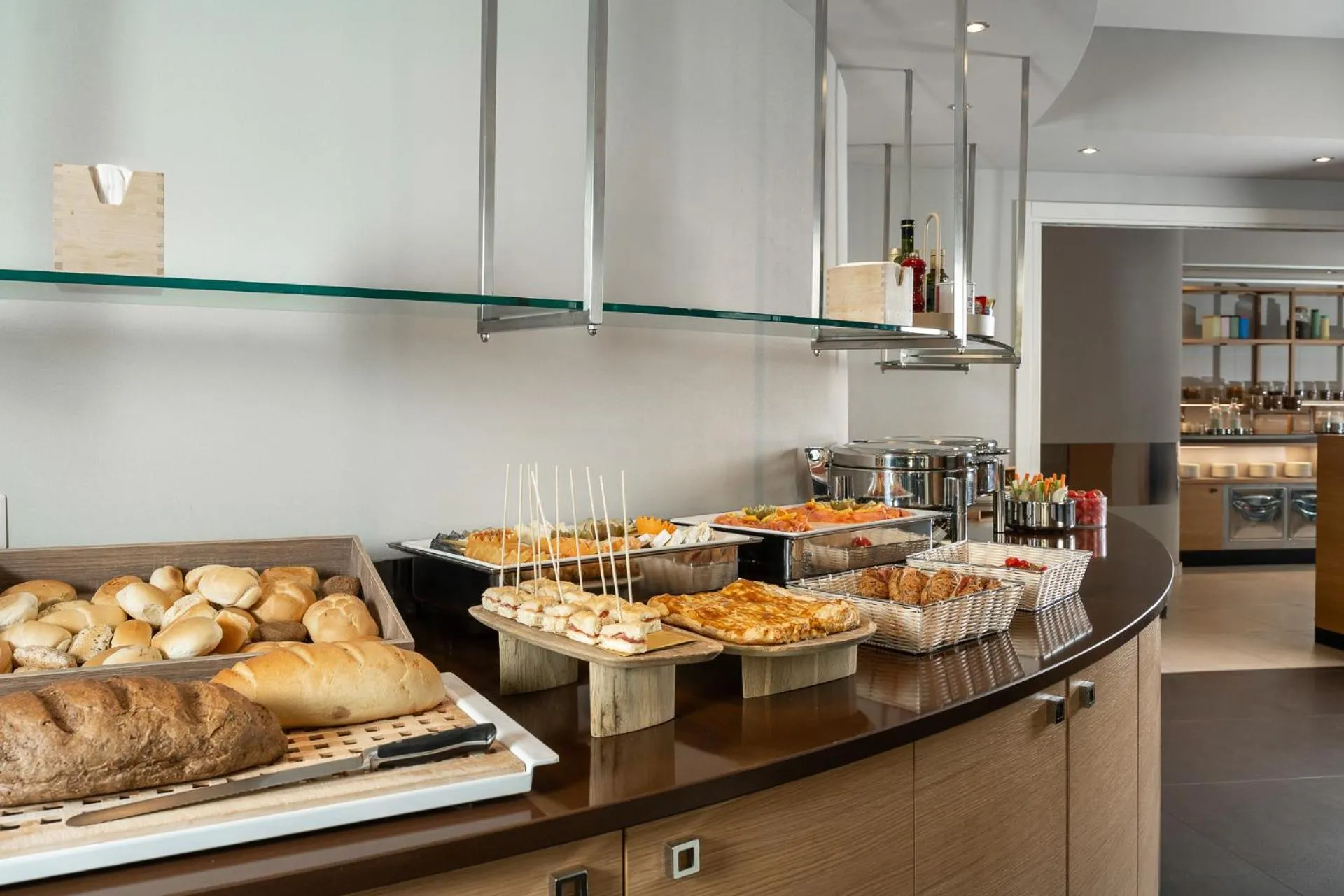 Breakfast in Aqua Hotel