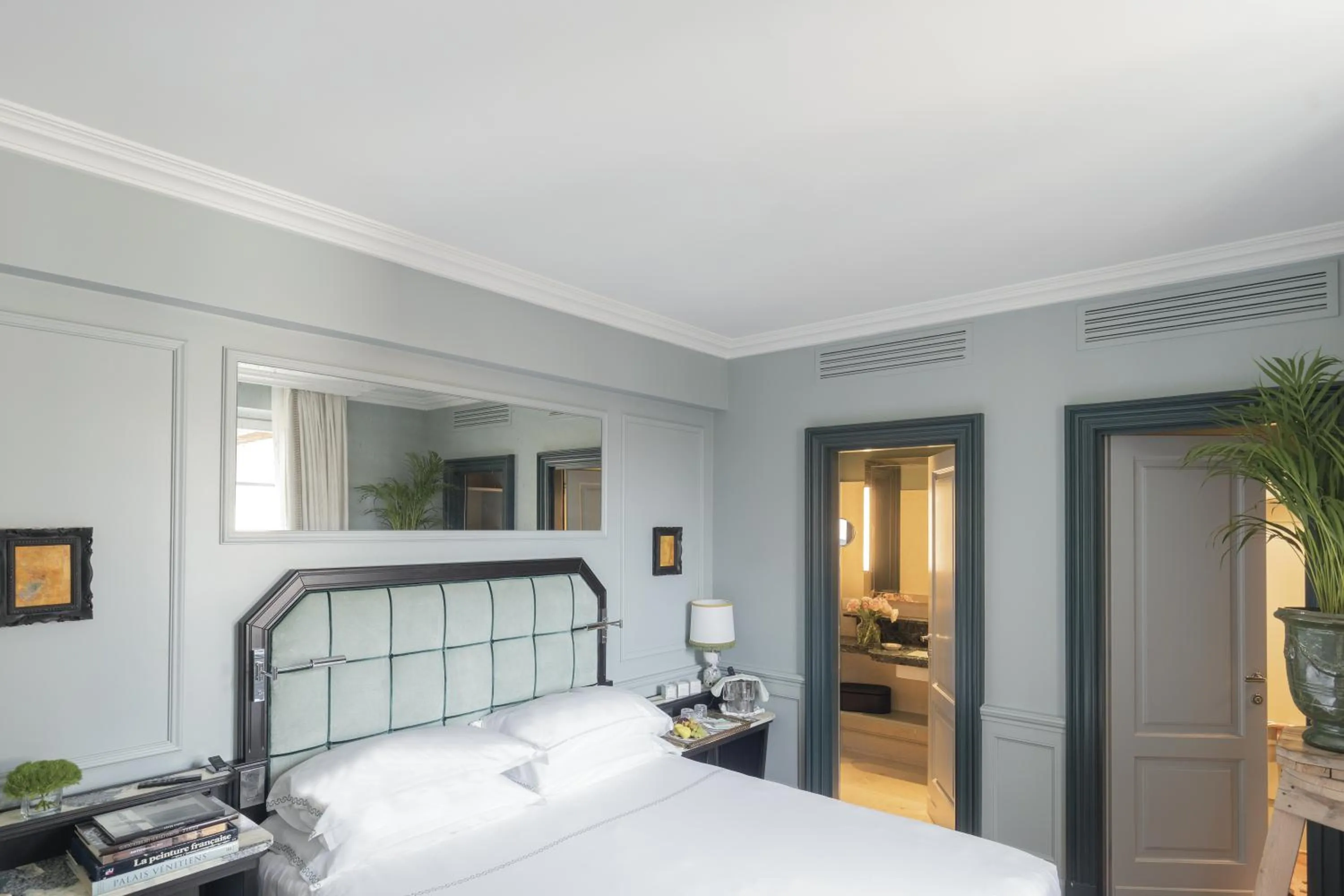 Bedroom, Bed in The Place Firenze