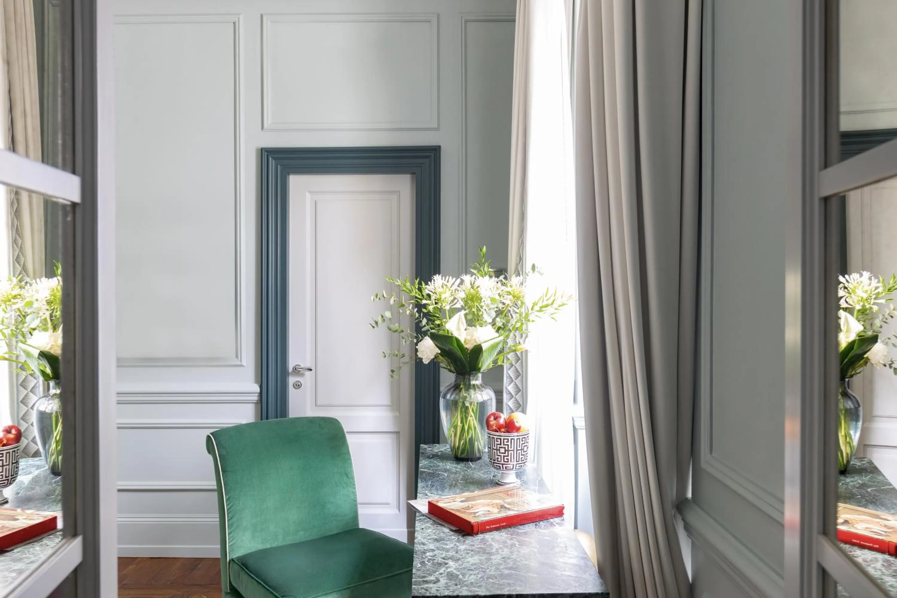 Seating area in The Place Firenze