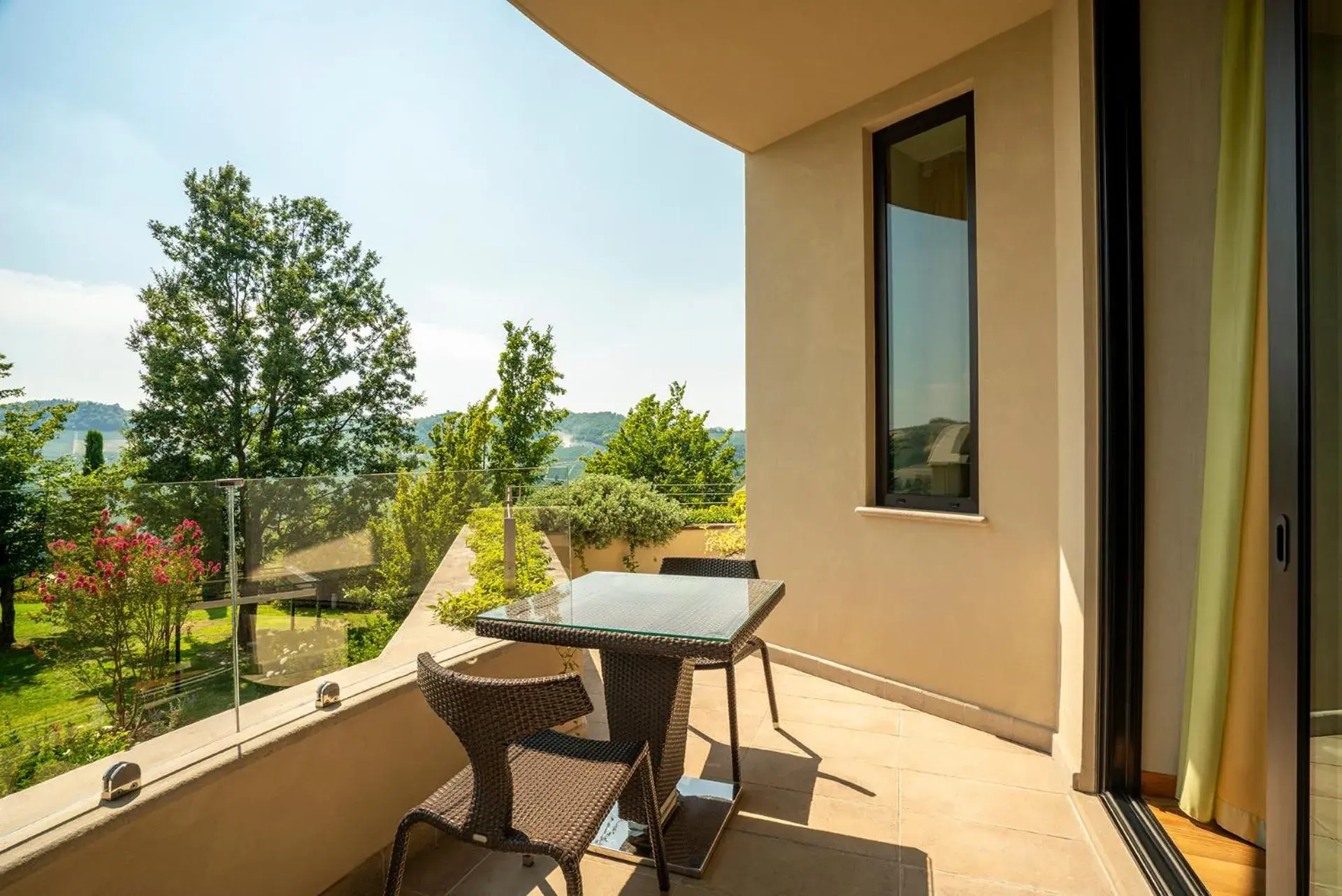 Deluxe Suite in Il Boscareto Resort & Spa Deluxe Suite in Il Boscareto Resort & Spa