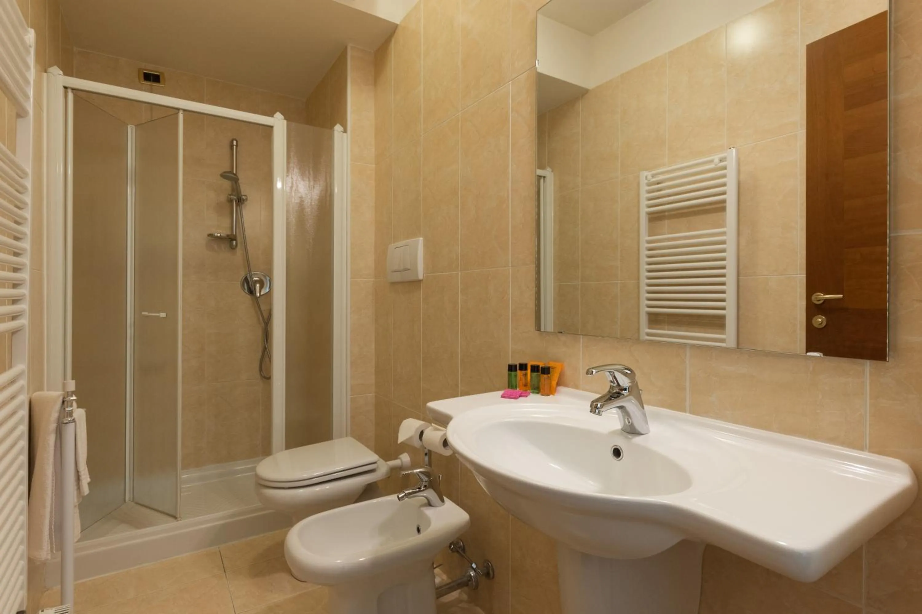 Shower in Hotel Doge