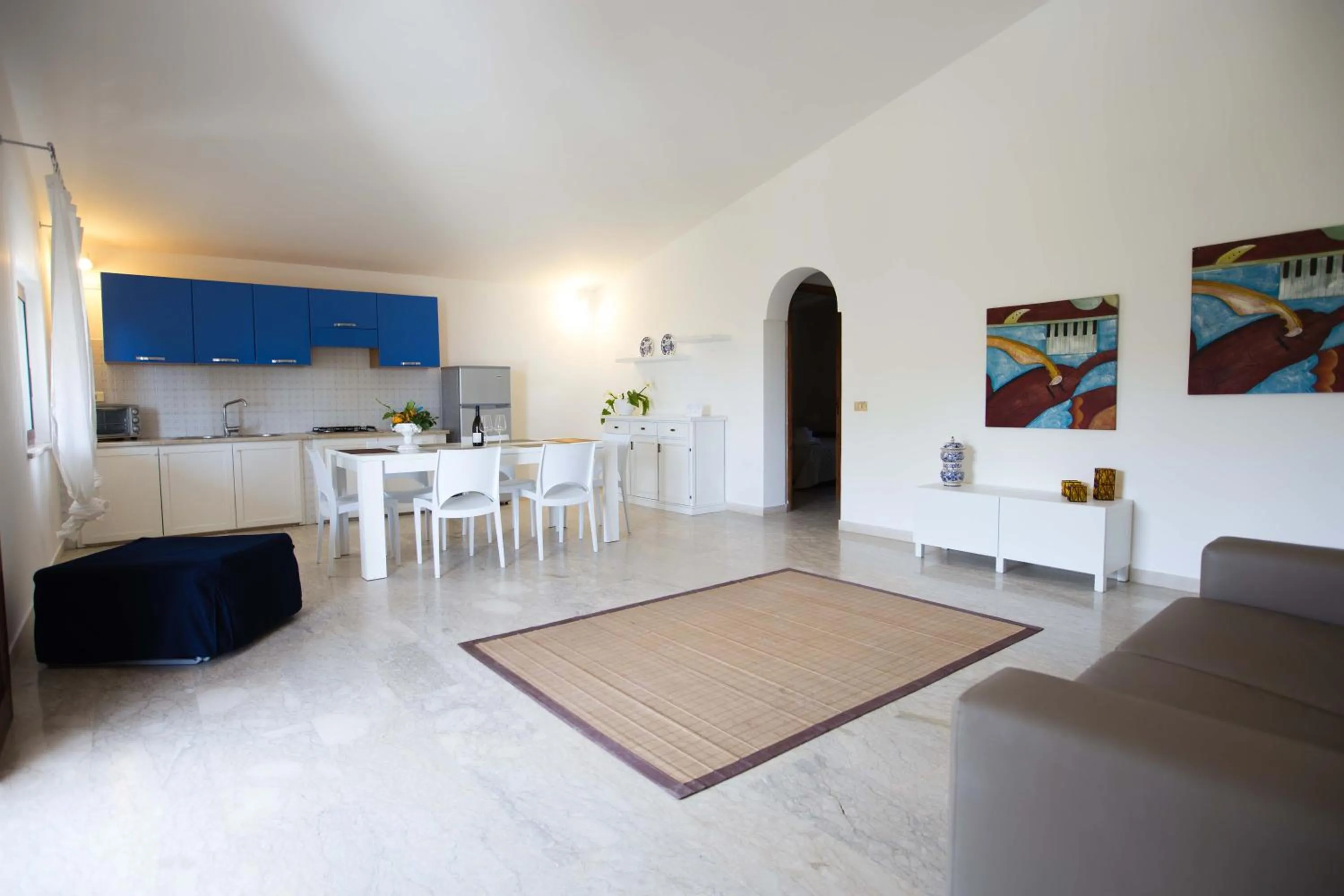 Dining area in Residence Guidaloca