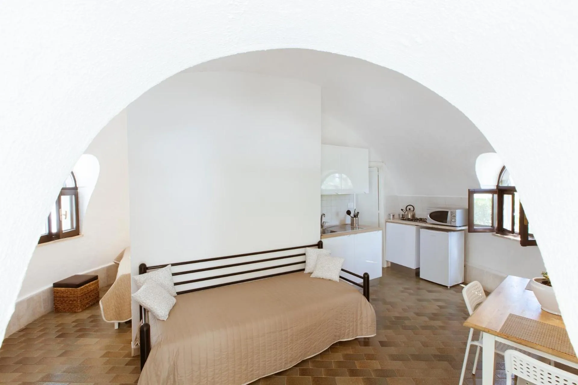 Kitchen or kitchenette, Bed in Residence Guidaloca