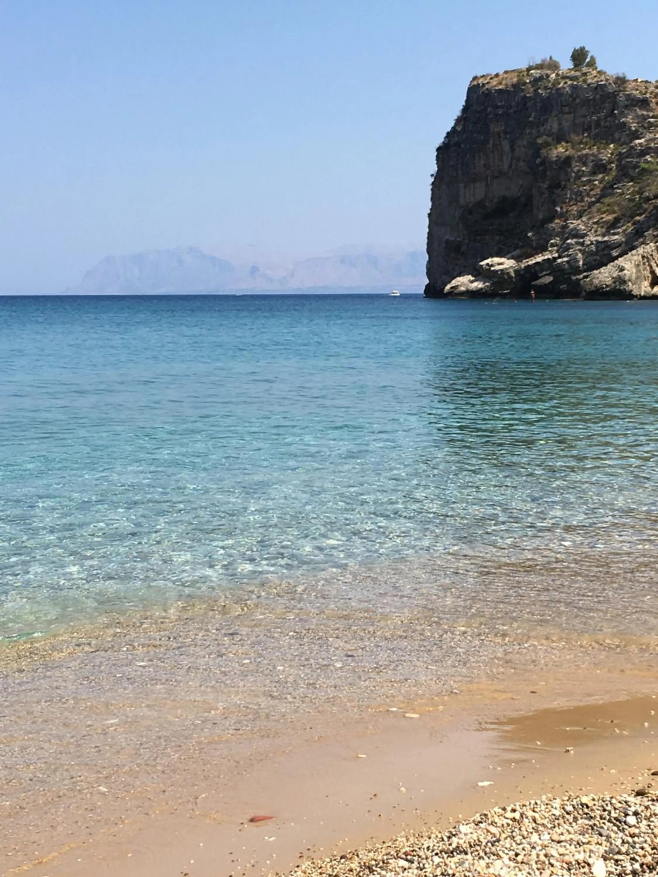 Beach in Residence Guidaloca