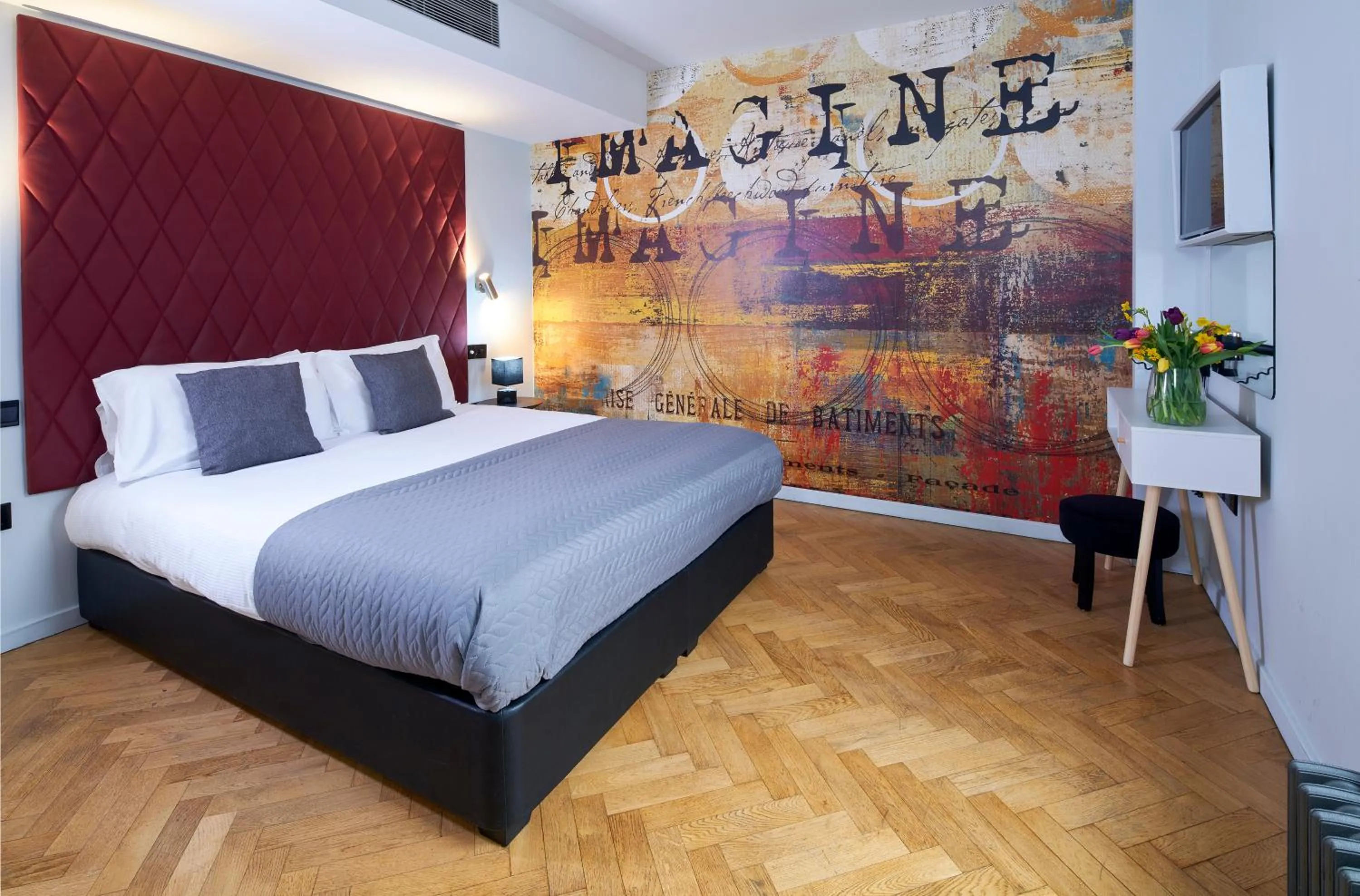 Bed in London Paddington Apartments