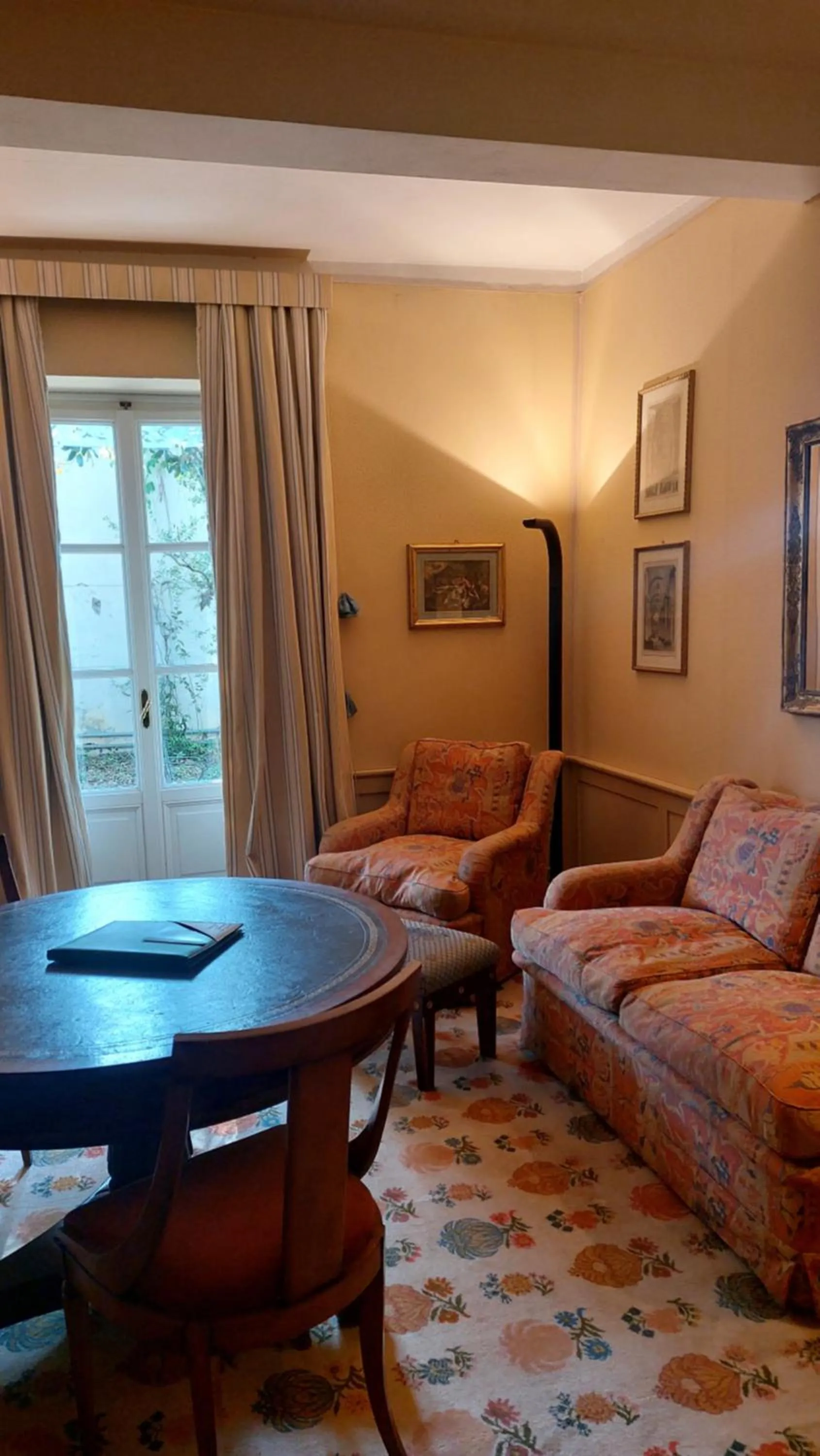 Seating area in Resort Dei Limoni