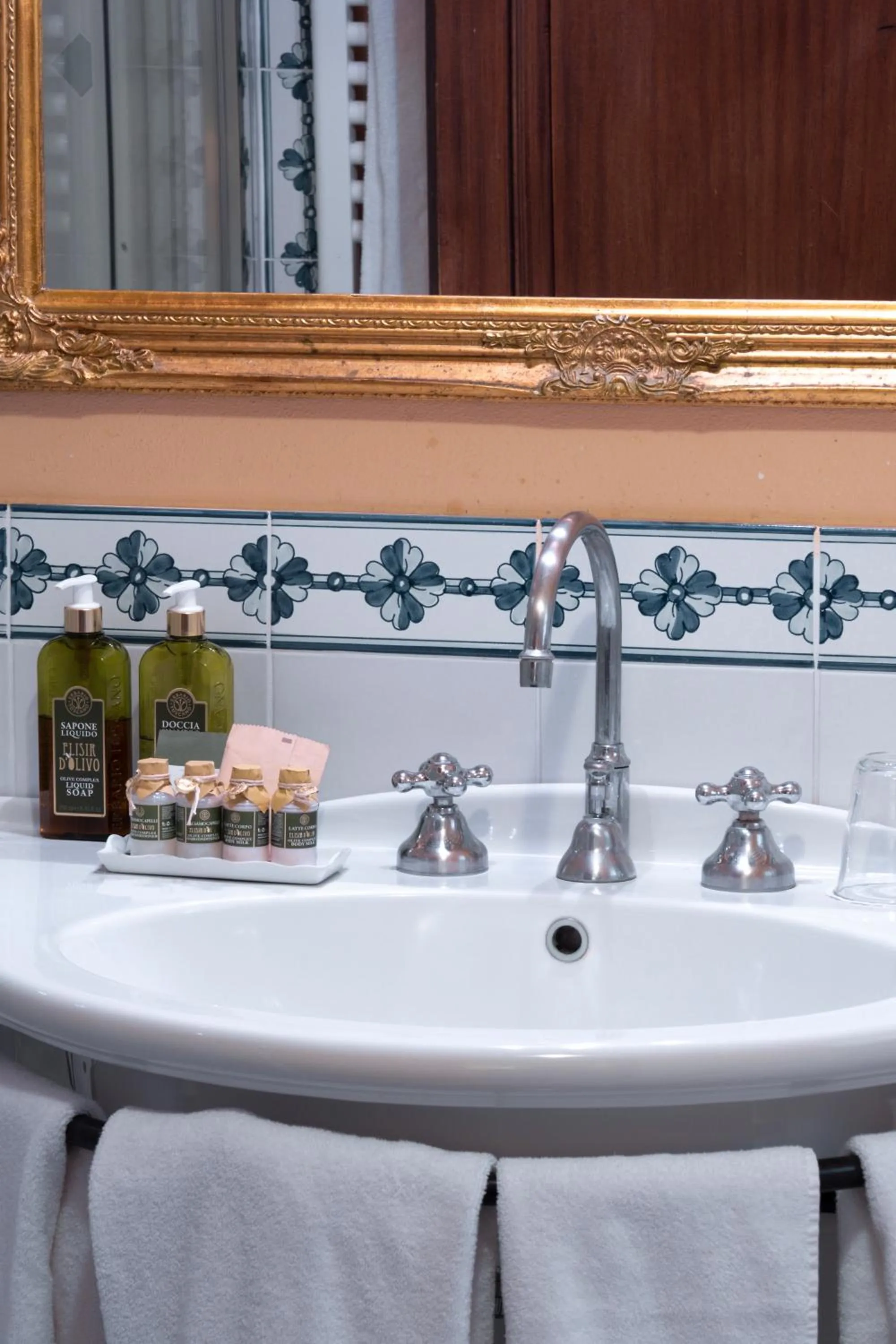 Bathroom in Locanda Del Molino