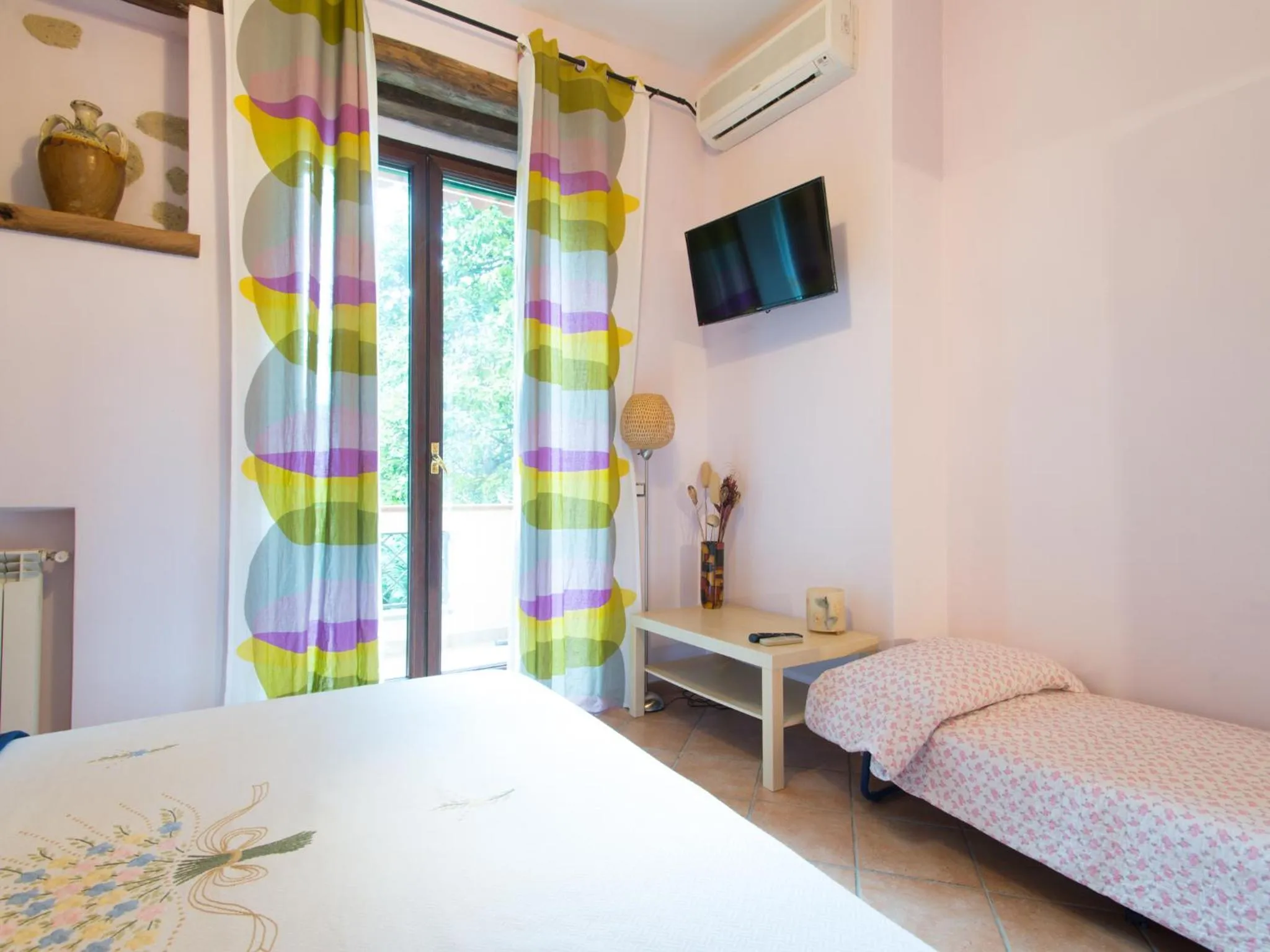 Photo of the whole room, Bed in Alla Corte del Re Dimora Storica