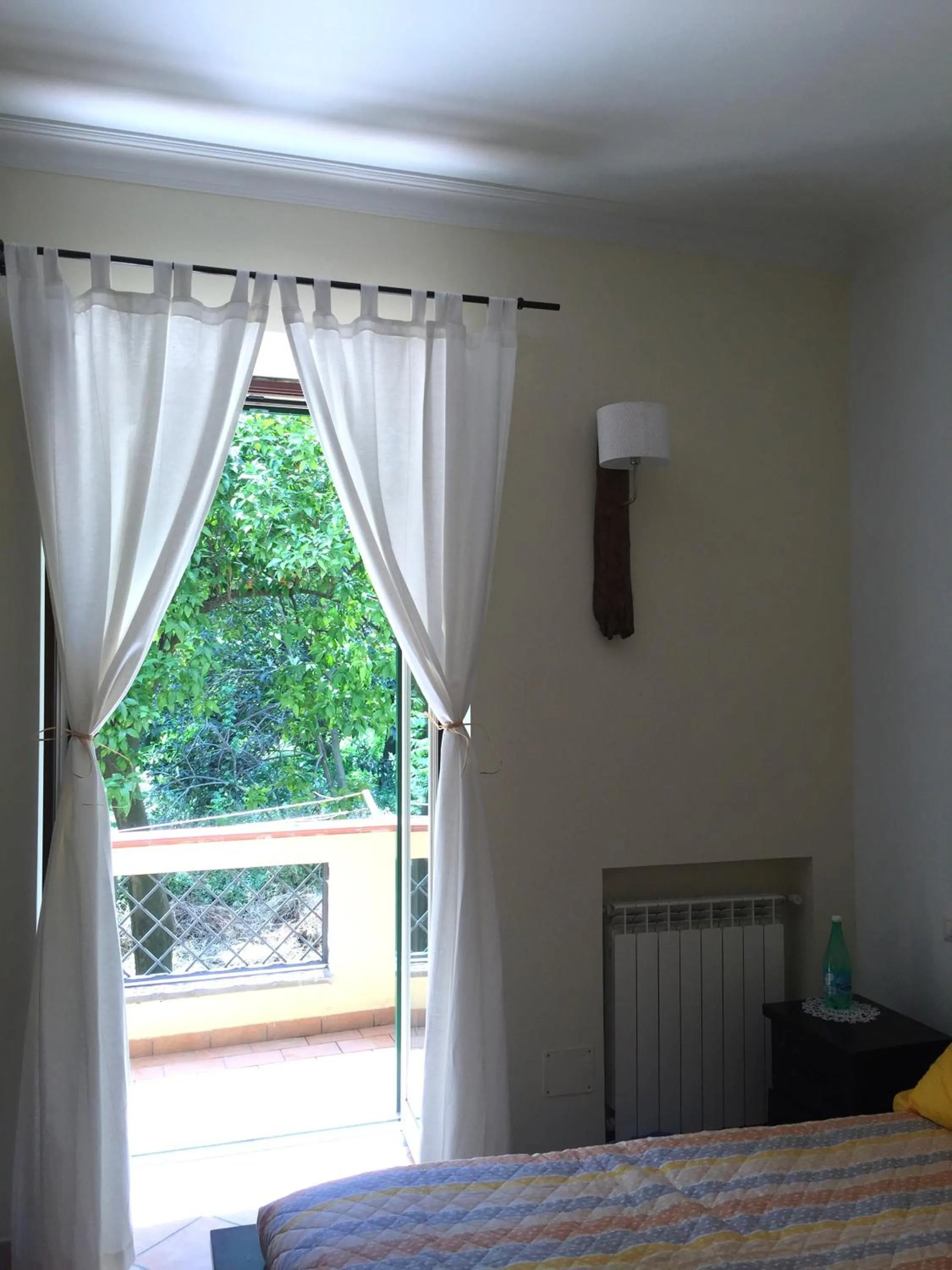 Balcony/Terrace, Bed in Alla Corte del Re Dimora Storica