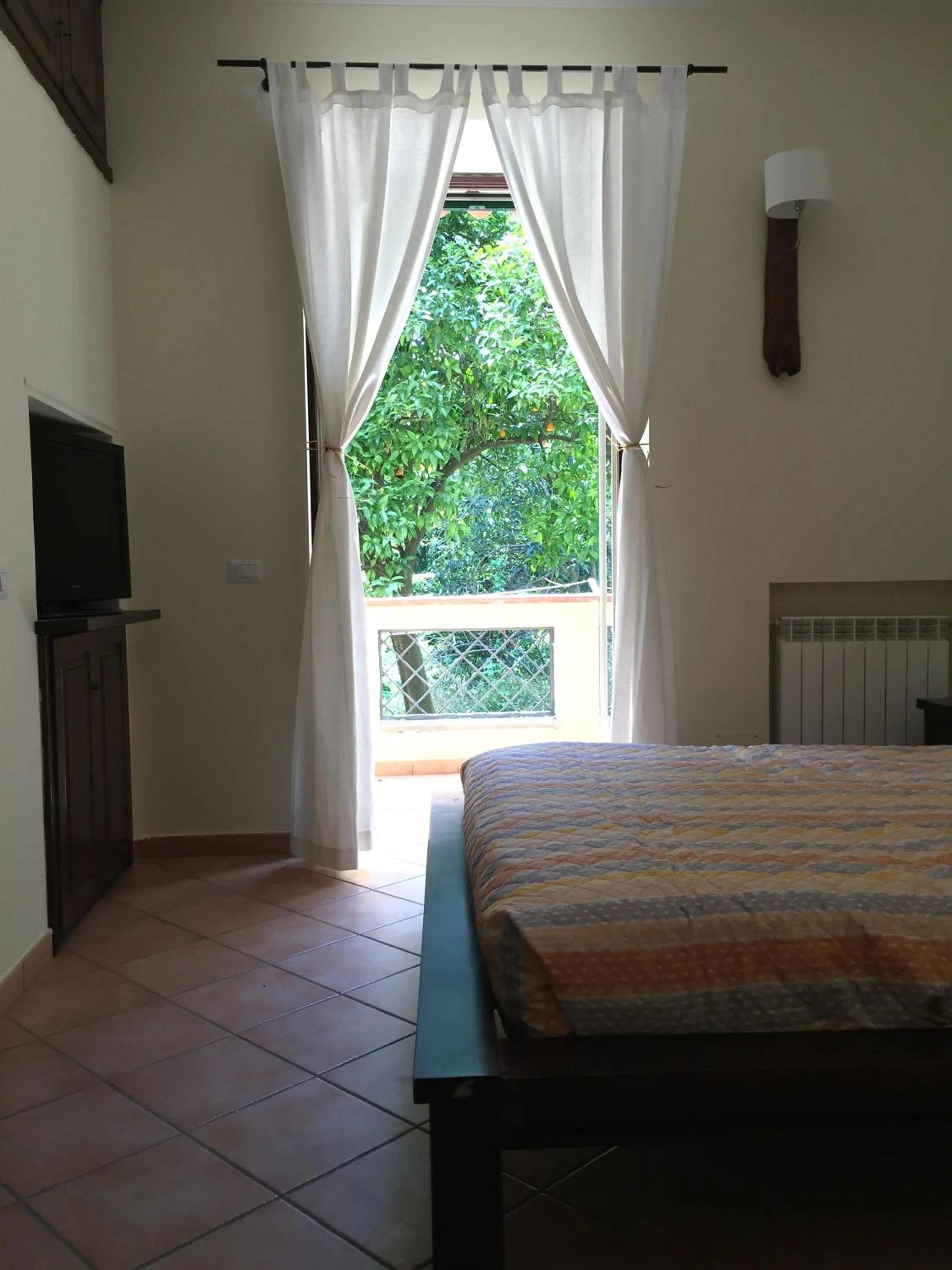 Balcony/Terrace, Bed in Alla Corte del Re Dimora Storica