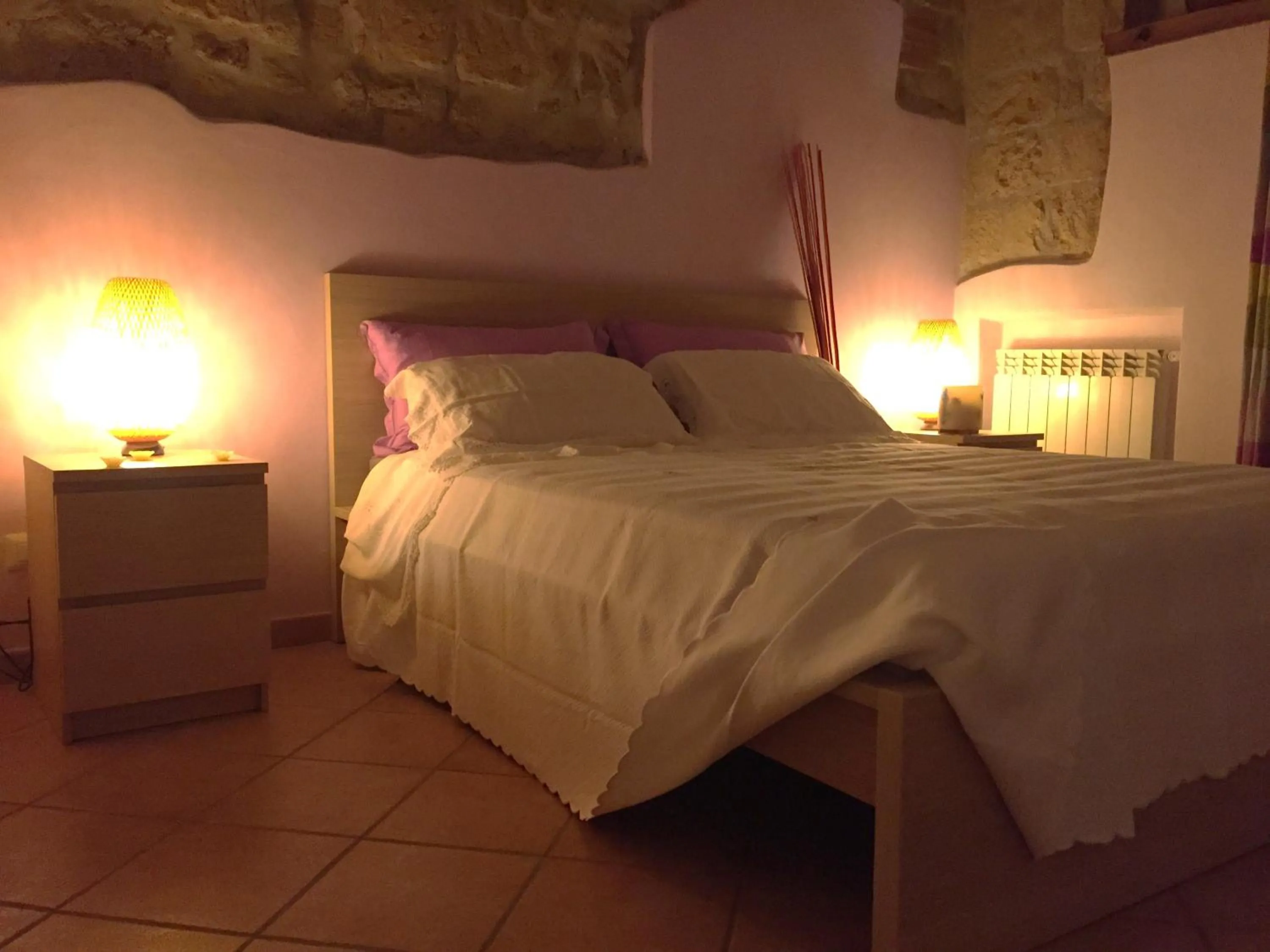 Photo of the whole room, Bed in Alla Corte del Re Dimora Storica