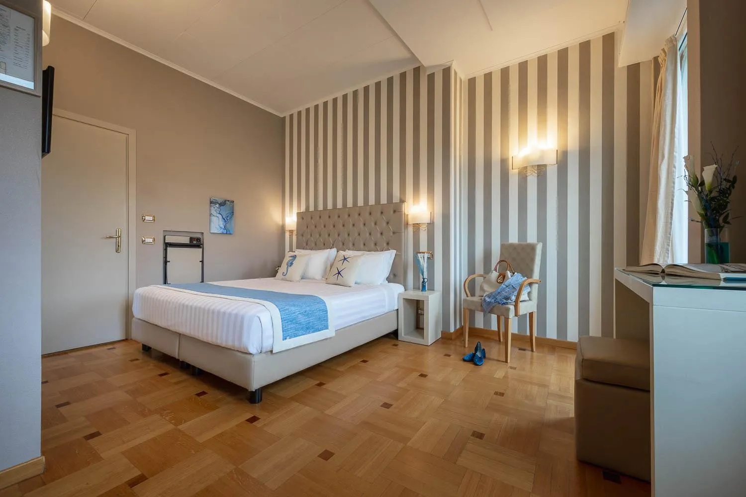 Bed in Hotel Metropole