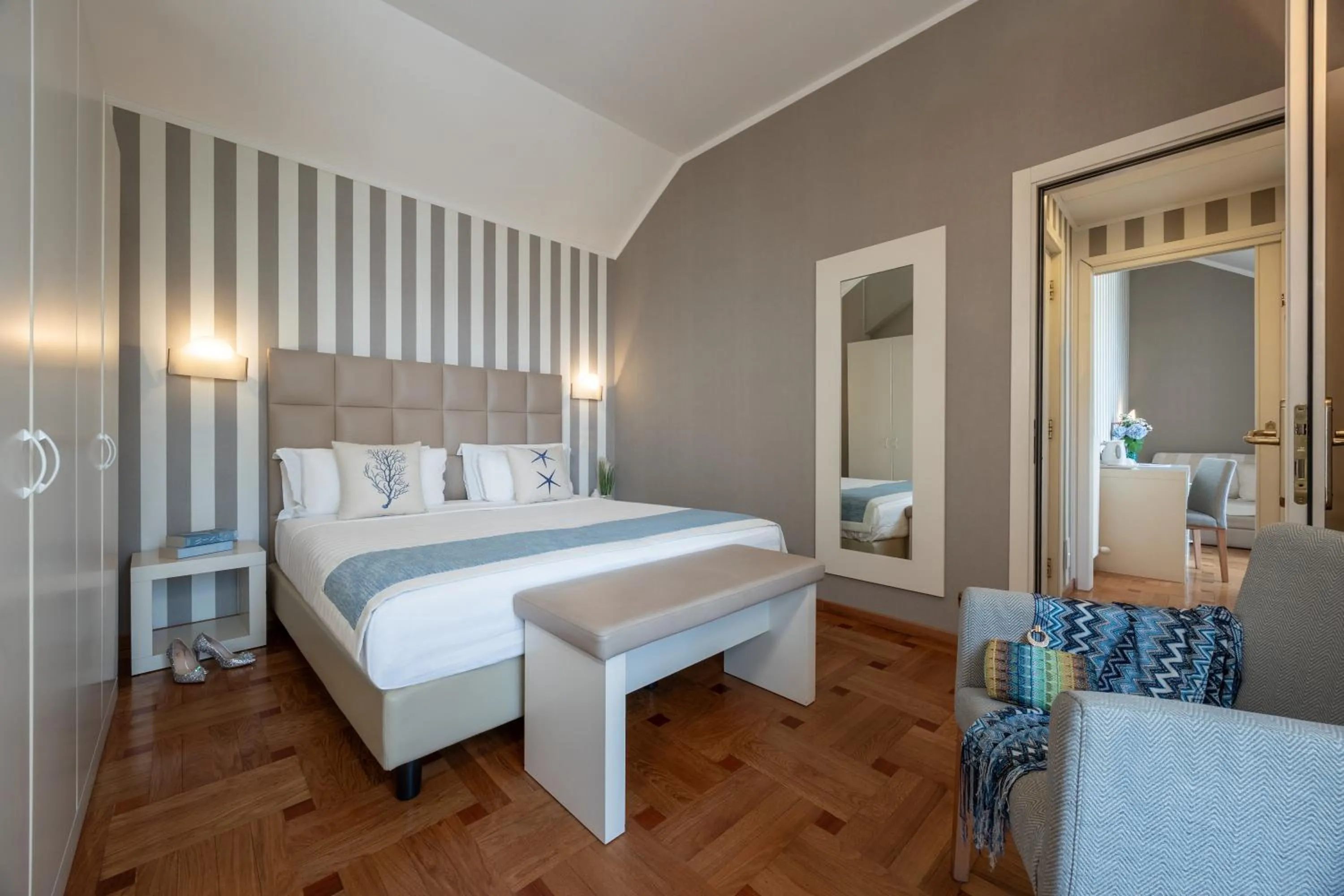 Bed in Hotel Metropole