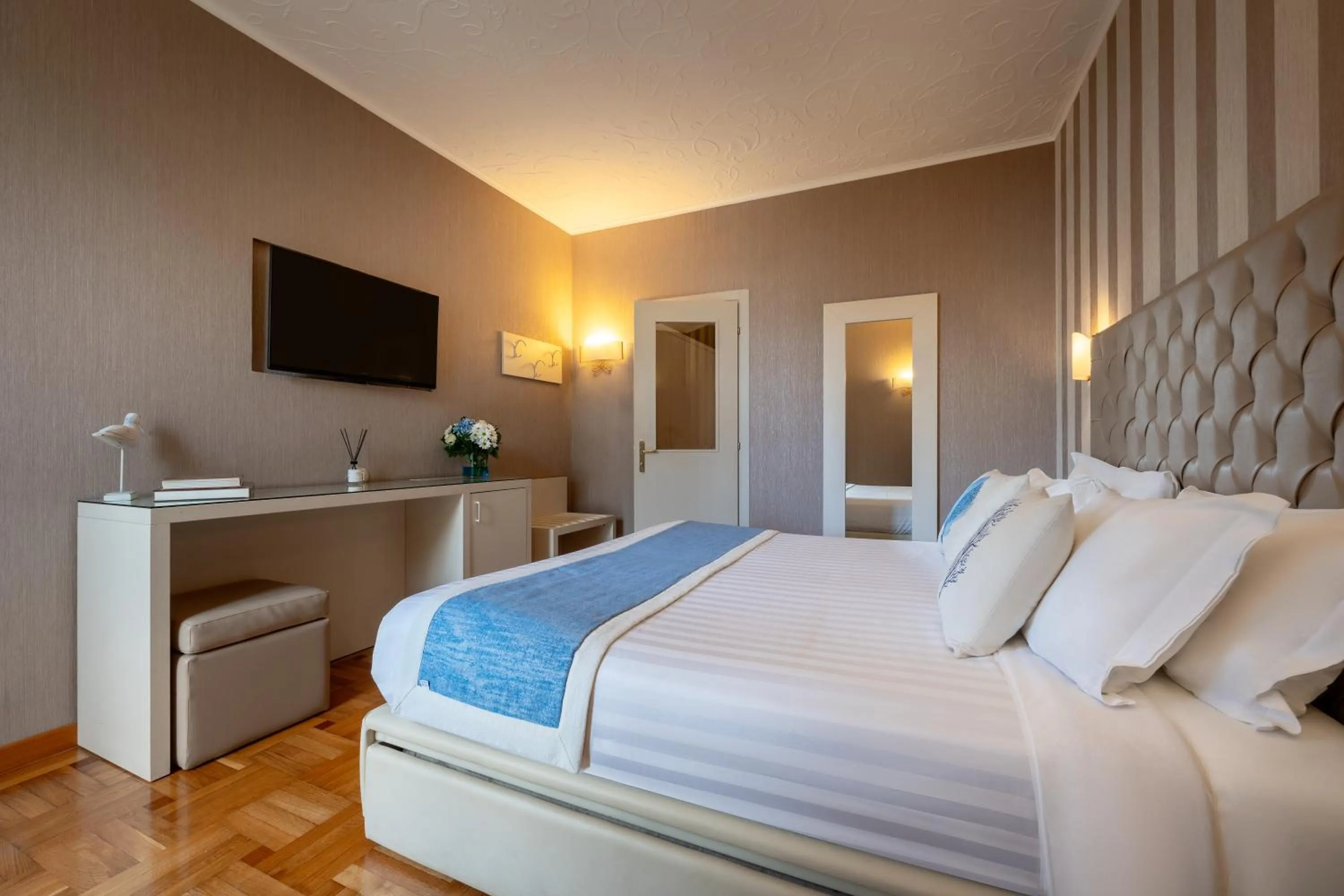 Bed in Hotel Metropole